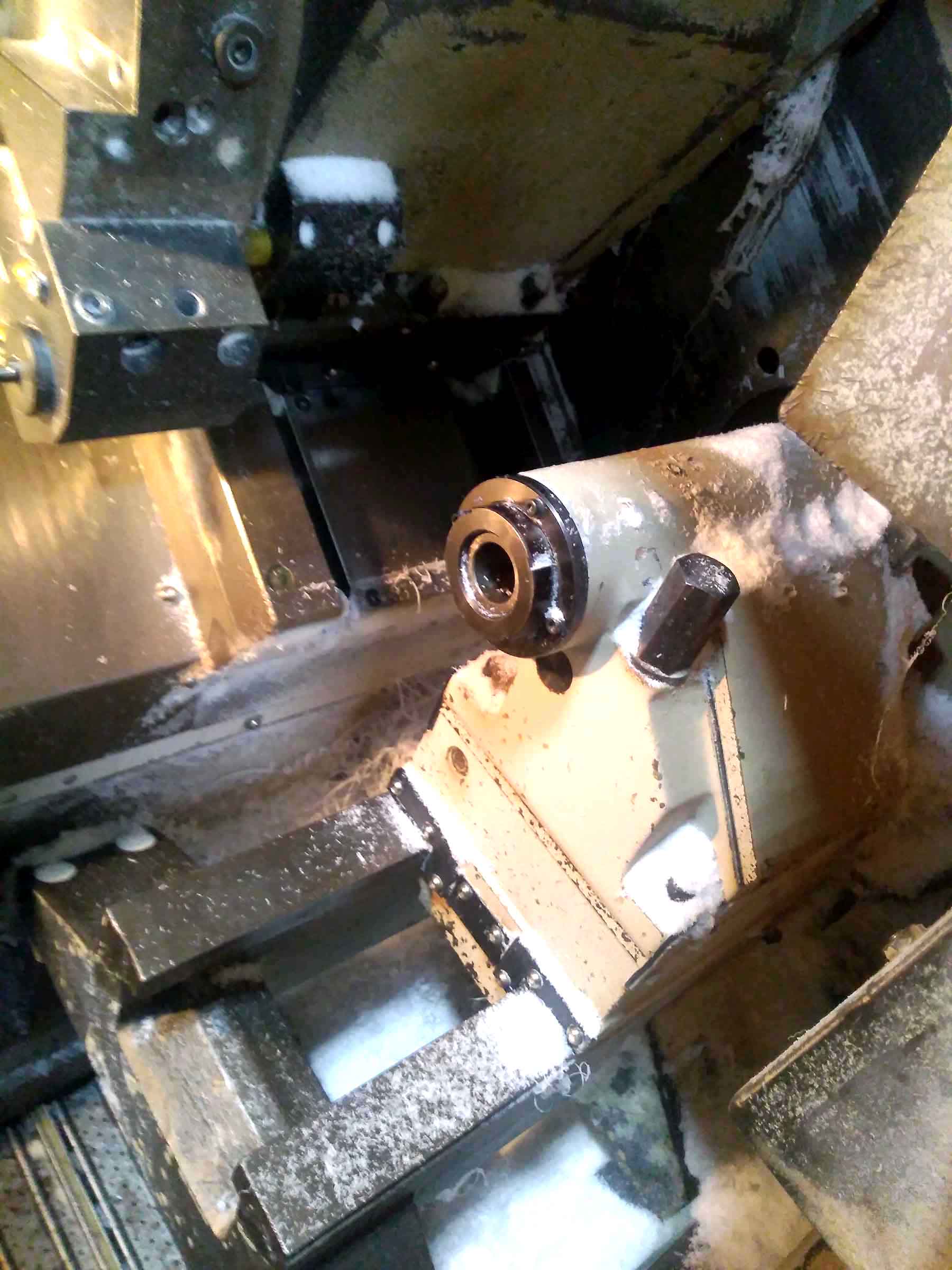 Daewoo Lynx 200 A CNC Lathe- Tailstock, Tool Setter, Conveyor - Image 3