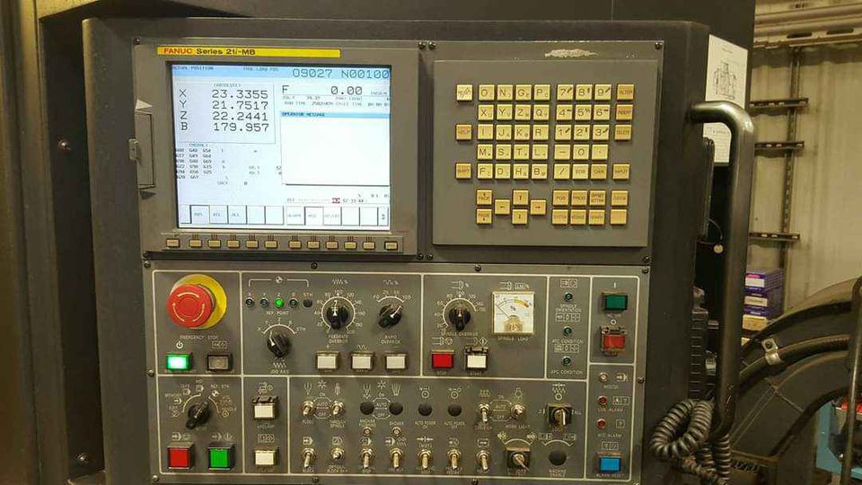 Doosan HC-400 HMC, 2008 - Thru Spindle Coolant, (2) Tombstones, Fanuc 21i-MB Control - Image 3