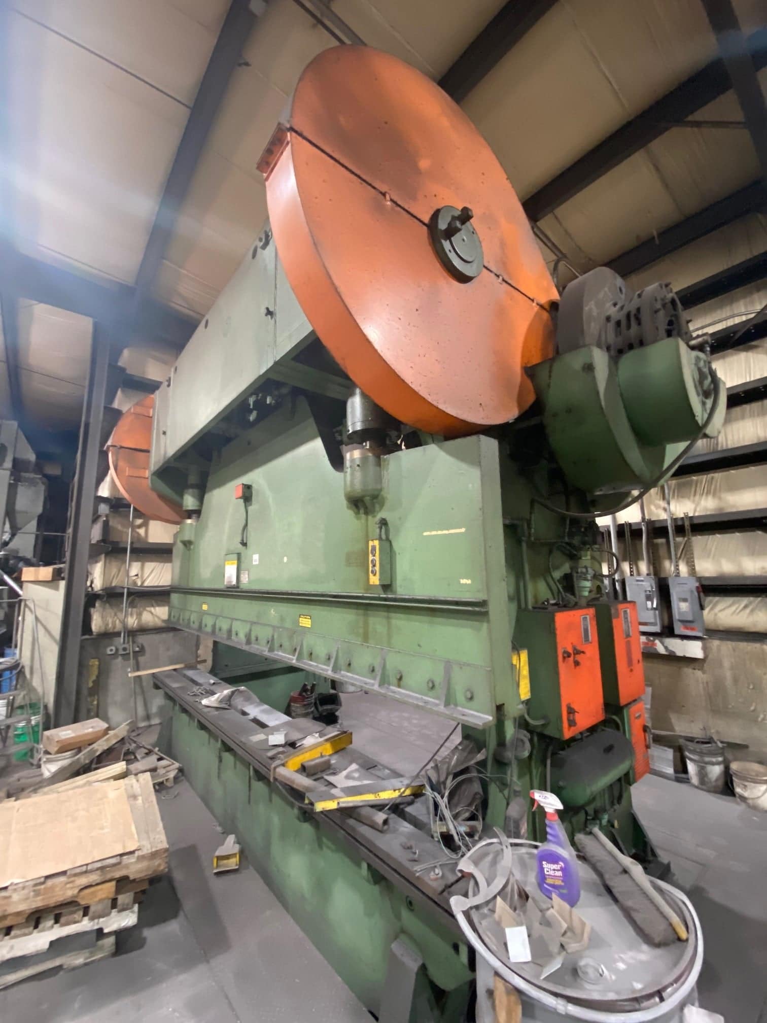 750 Ton x 16' Chicago Dreis & Krump 812-D Press Brake - Image 2