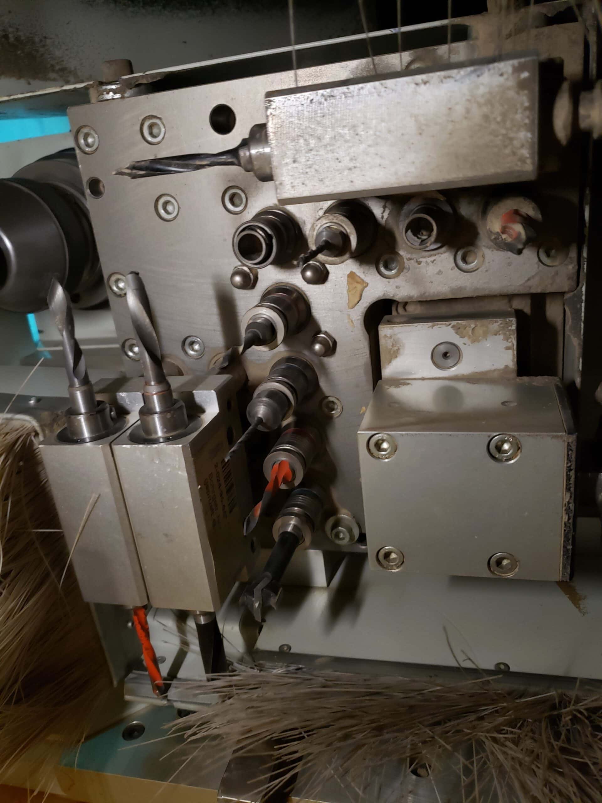 Weeke Venture 05S CNC Router, 2007 - Vacuum Pump, Scrap Conveyor, Handheld Pendant - Image 10