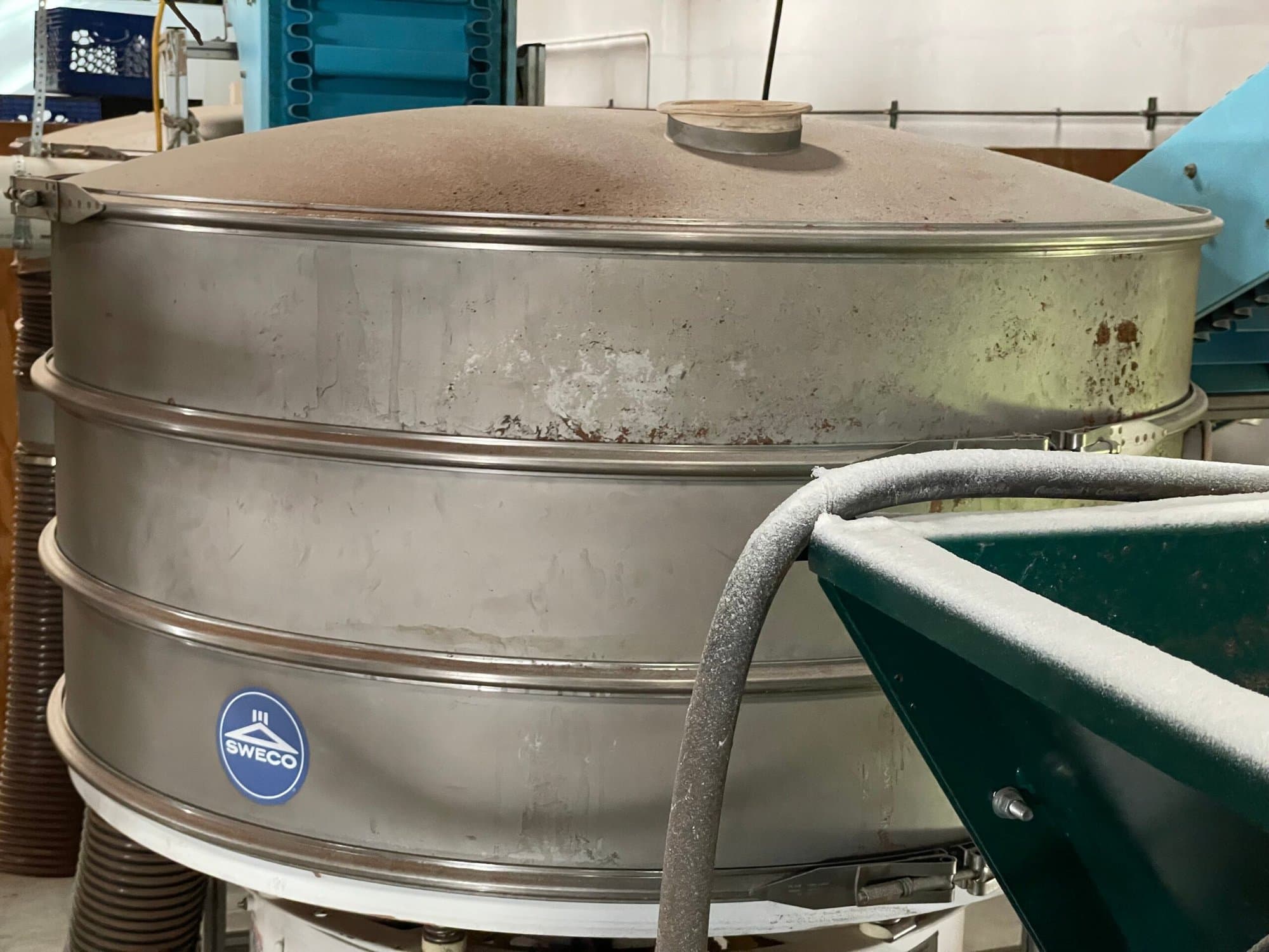60" Sweco Stainless Steel Double Deck Vibratory Screener CL60S888WC- W/ Additional Supertaut Plus Self Cleaning Screen - Image 11