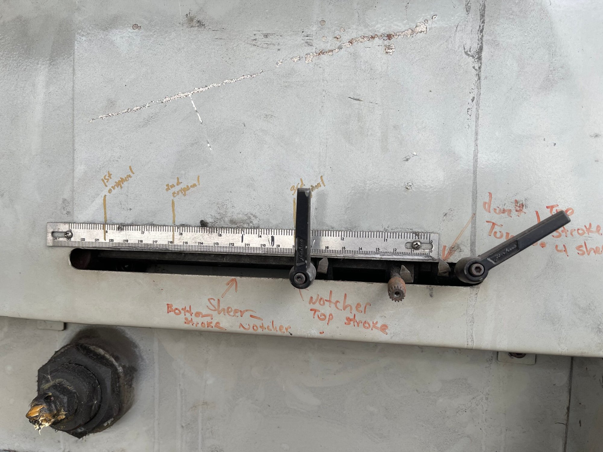 66 Ton Brobo Ironworker, Dual Cylinder - Image 8