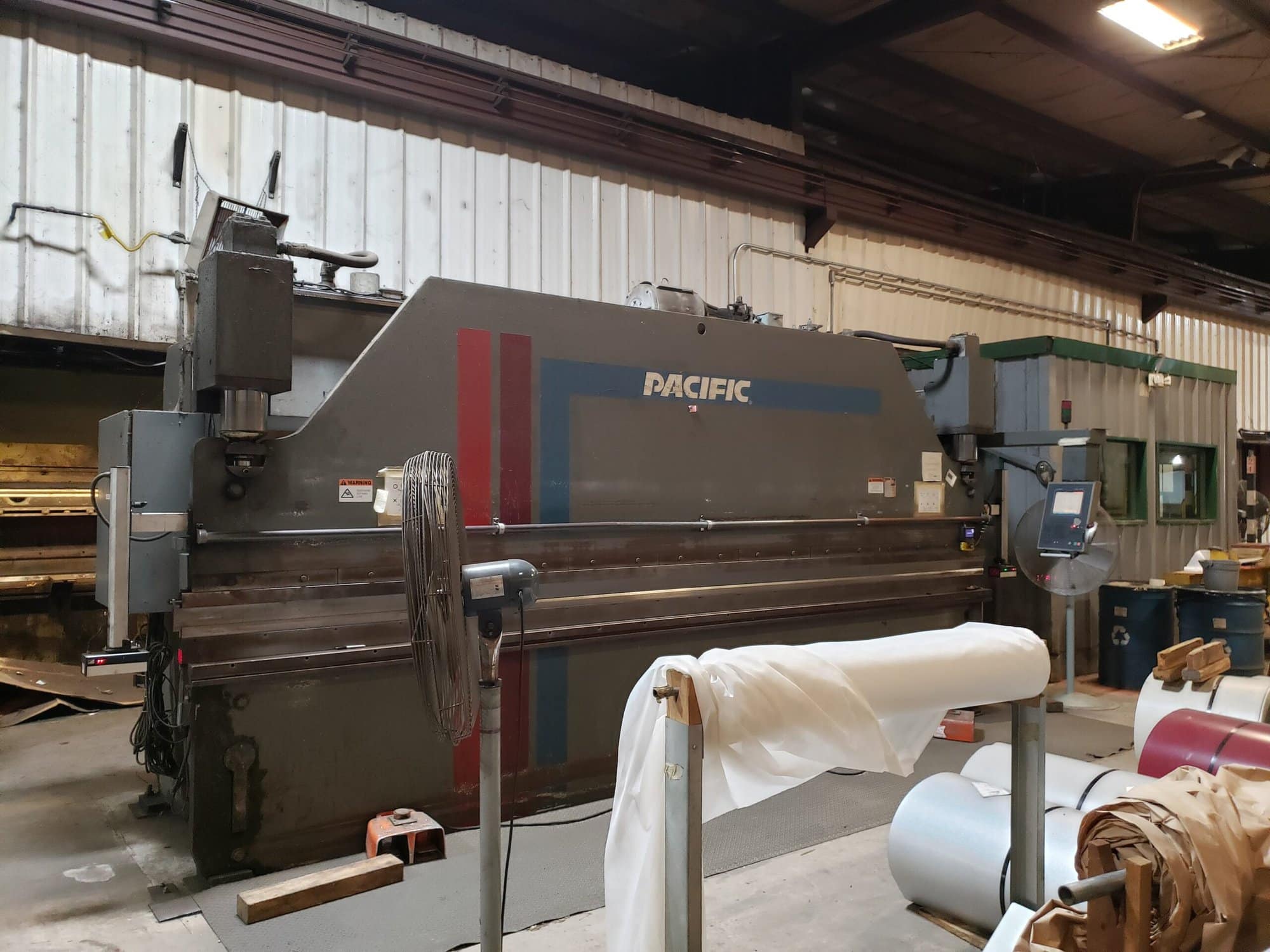135 Ton x 18' Pacific FF135-18IIS CNC Press Brake, 1992 - Image 2