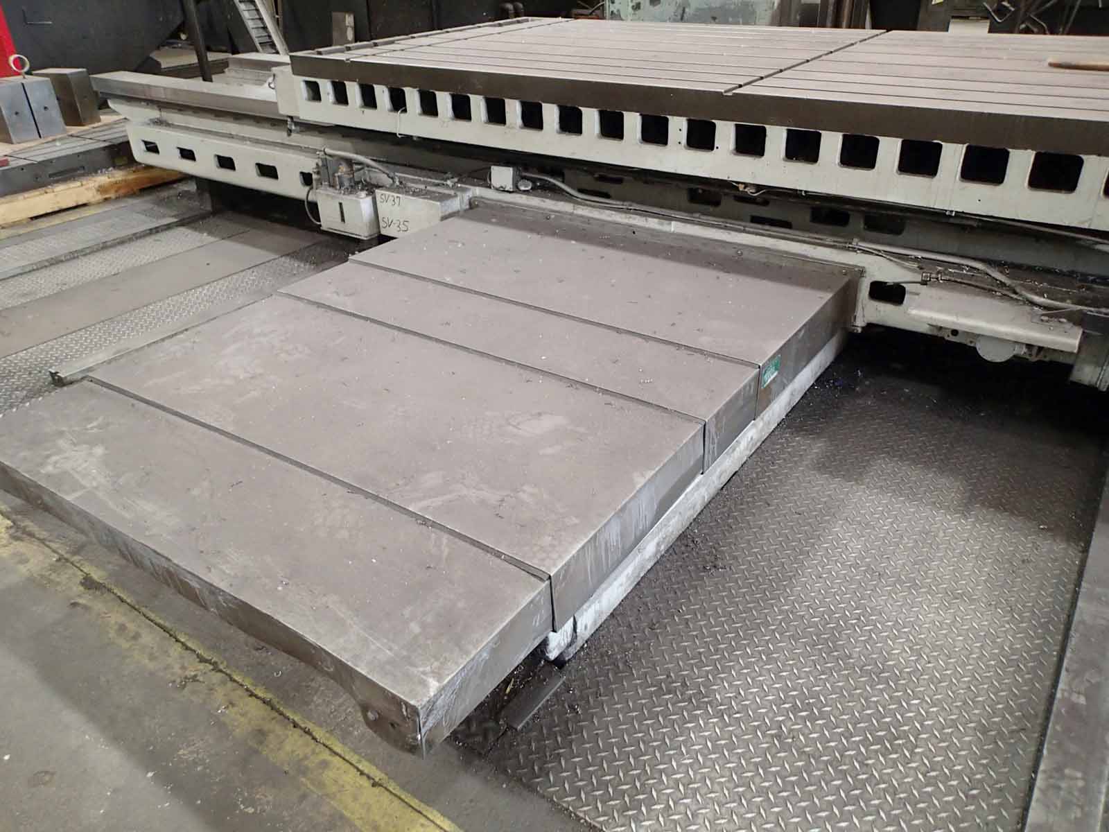 Giddings & Lewis Saddle Type Horizontal Boring Mill, 1971- 129" Travel - Image 6