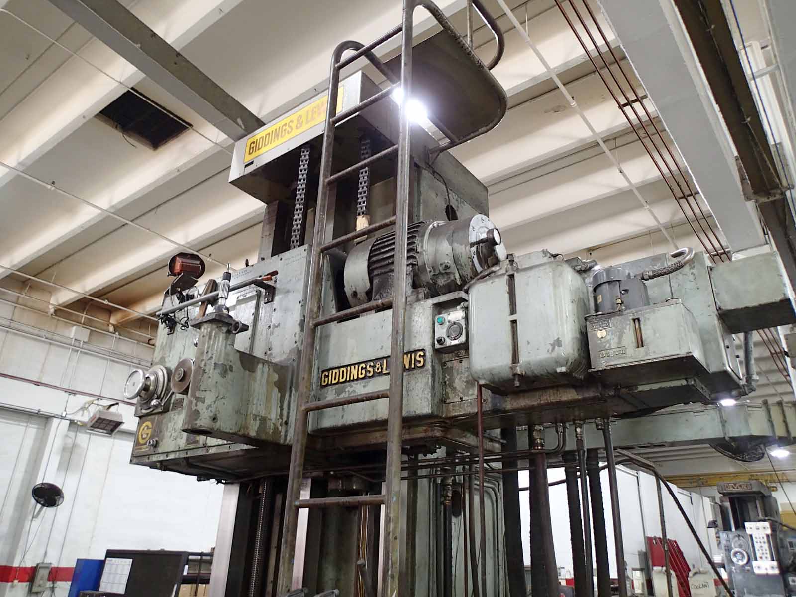 Giddings & Lewis Saddle Type Horizontal Boring Mill, 1971- 129" Travel - Image 2