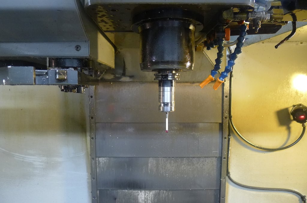 Haas VF-4 VMC, 2002 - 4th Axis HRT-210 Rotary Table, Probing, 10k RPM - Image 8