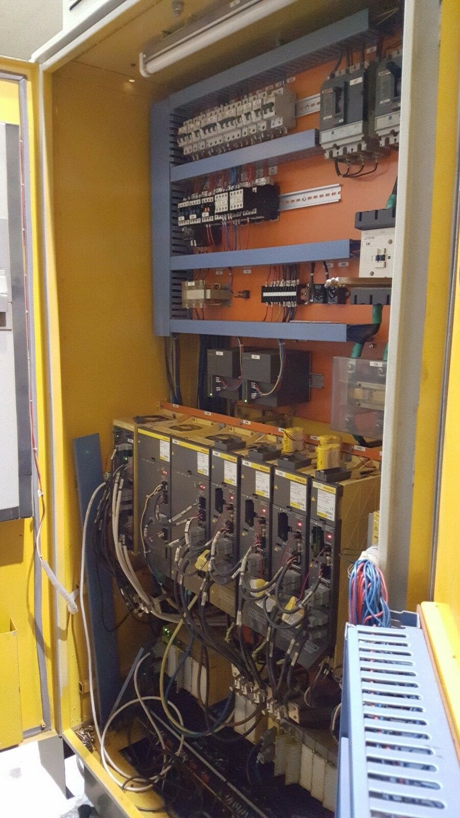 DMTG HVL-50 400mm HMC 2003- Excellent Condition, 4th Axis, BT40, Fanuc Control - Image 7