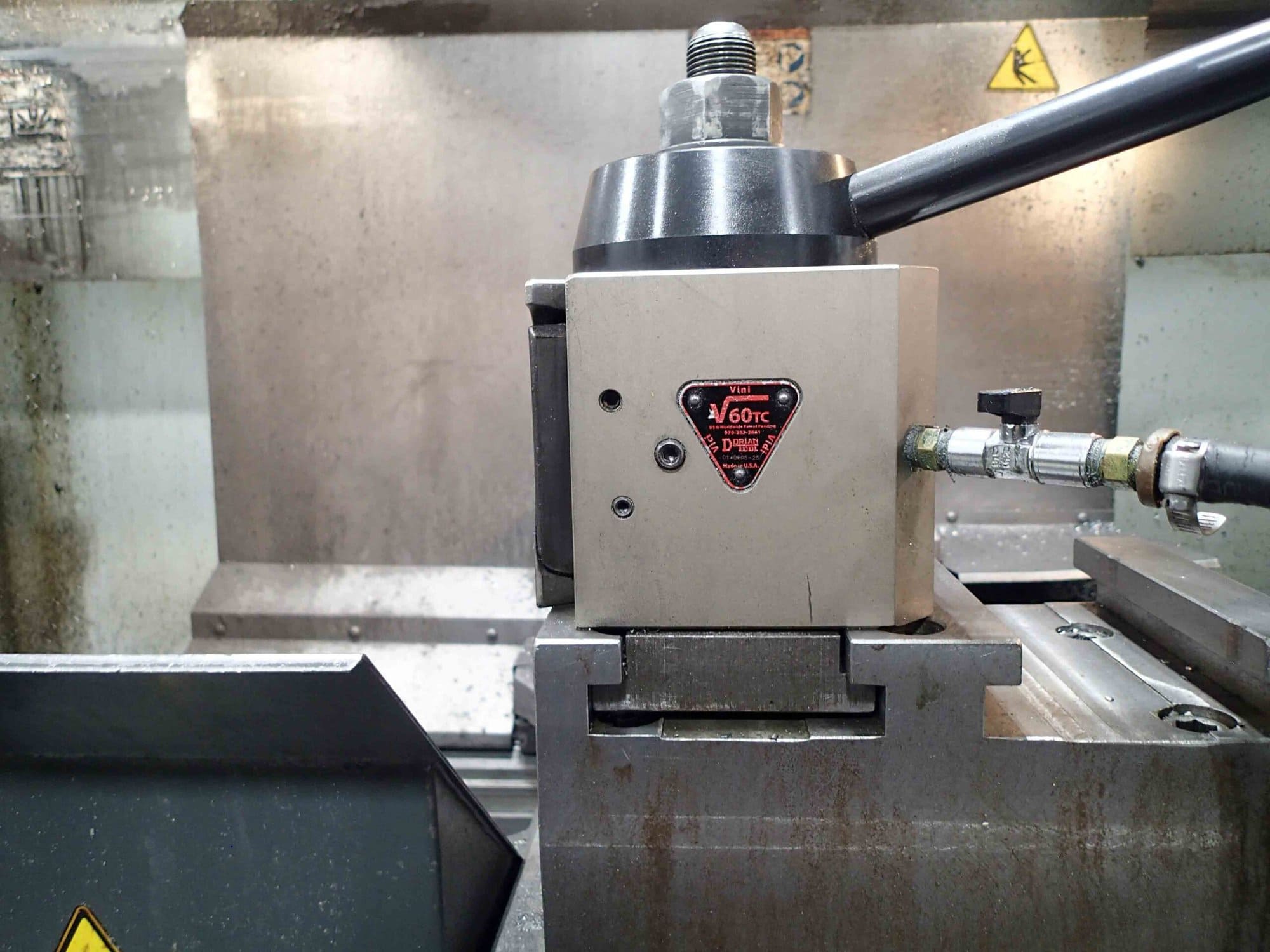 Haas TL-3B CNC Lathe, 2014 - (2) 25" Chucks, Rear Chuck, Coolant Thru Tool Post, Tailstock, Steady Rest - Image 6