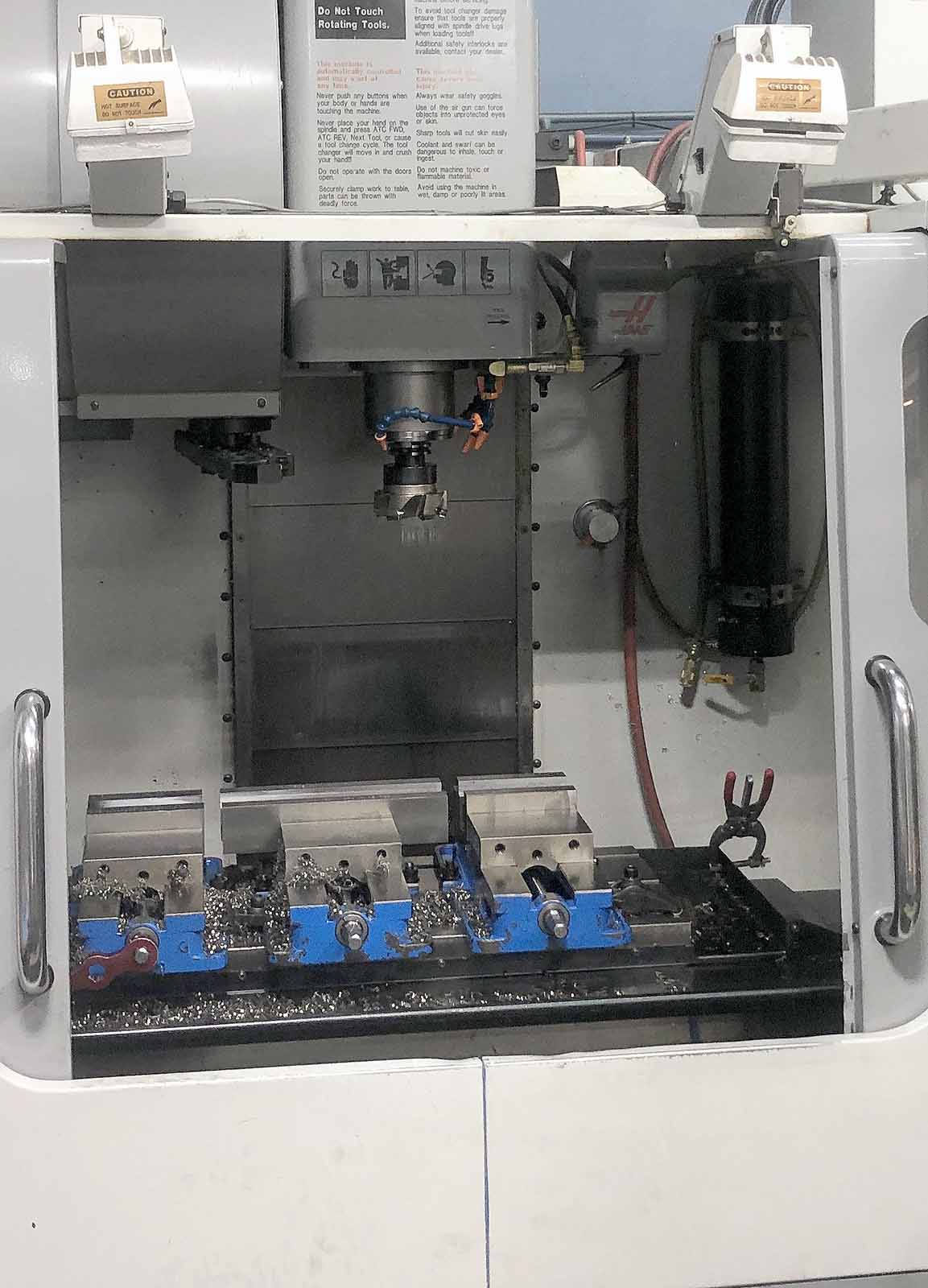 Haas VF-2 Vertical Machining Center, 2006- Side Mount 24 ATC, Auger - Image 2