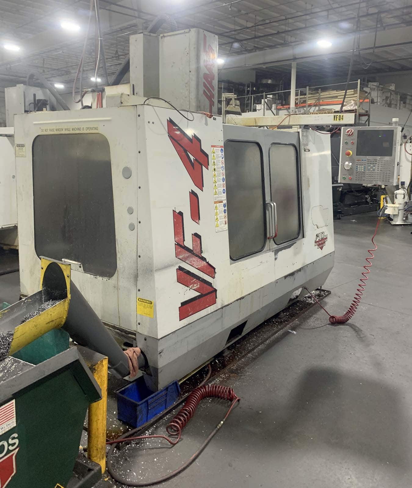 Haas VF-4 Vertical Machining Center, 1998- TSC, 32 Tool ATC, 10k Spindle
