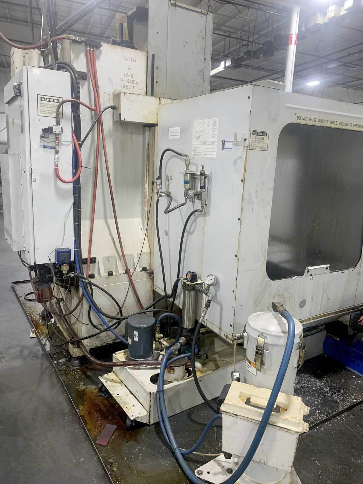 Haas VF-4 Vertical Machining Center, 1998- TSC, 32 Tool ATC, 10k Spindle - Image 7