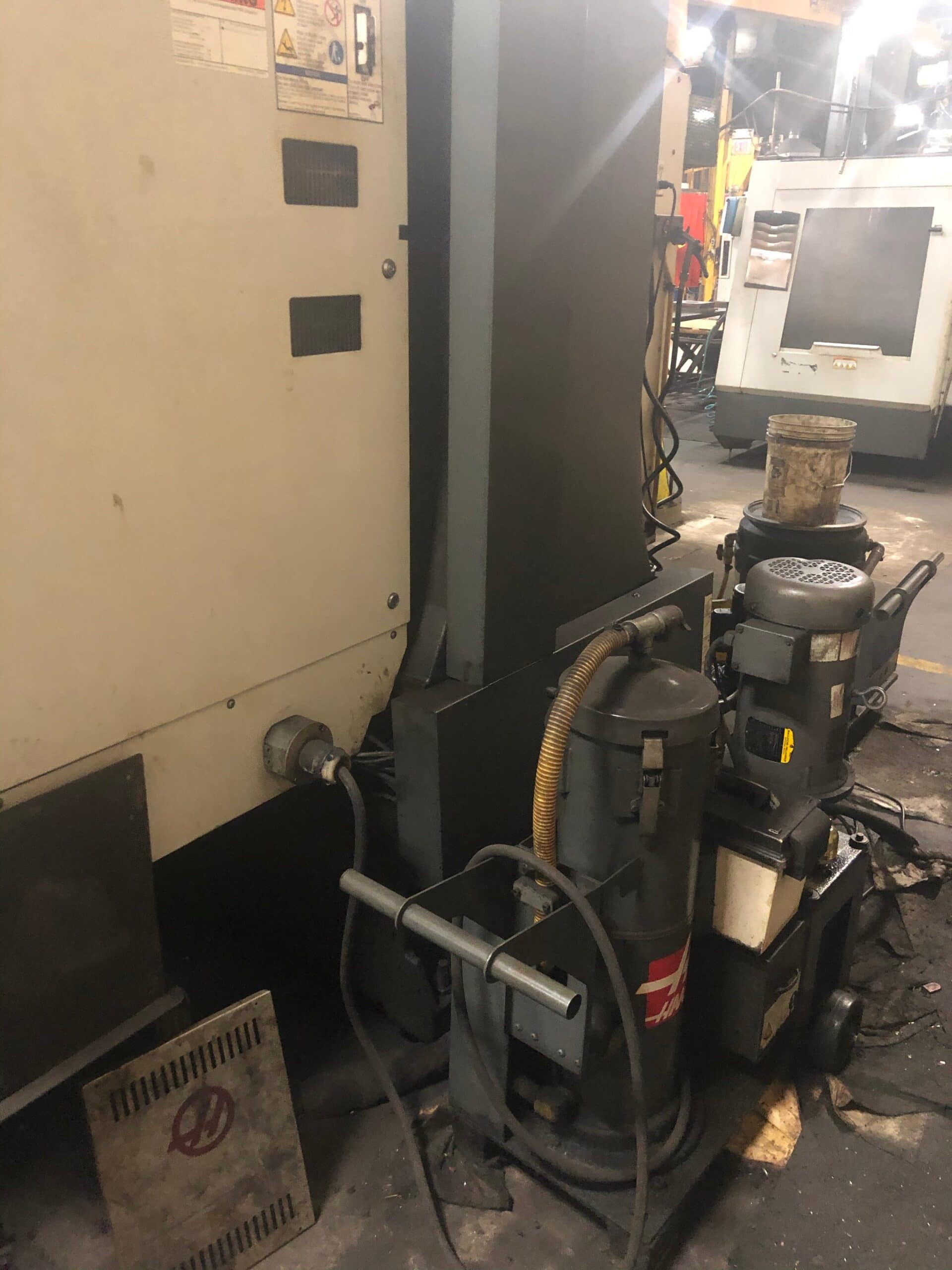 Haas VF3 APC VMC, 2011 - Pallet Changer, 4th Axis Rotary Table - Image 8