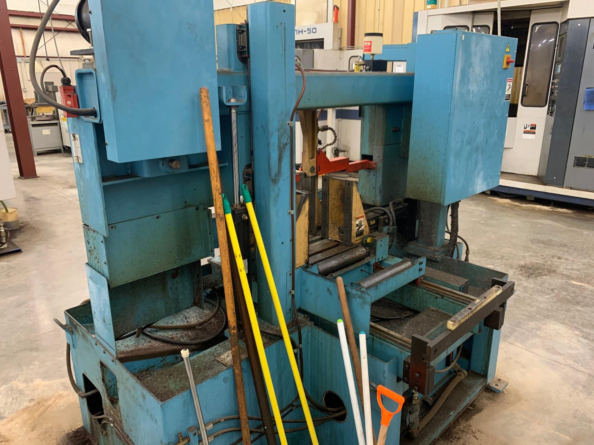 13" x 13" DoALL C-330 NC Horizontal Band Saw, 2003 - Image 5
