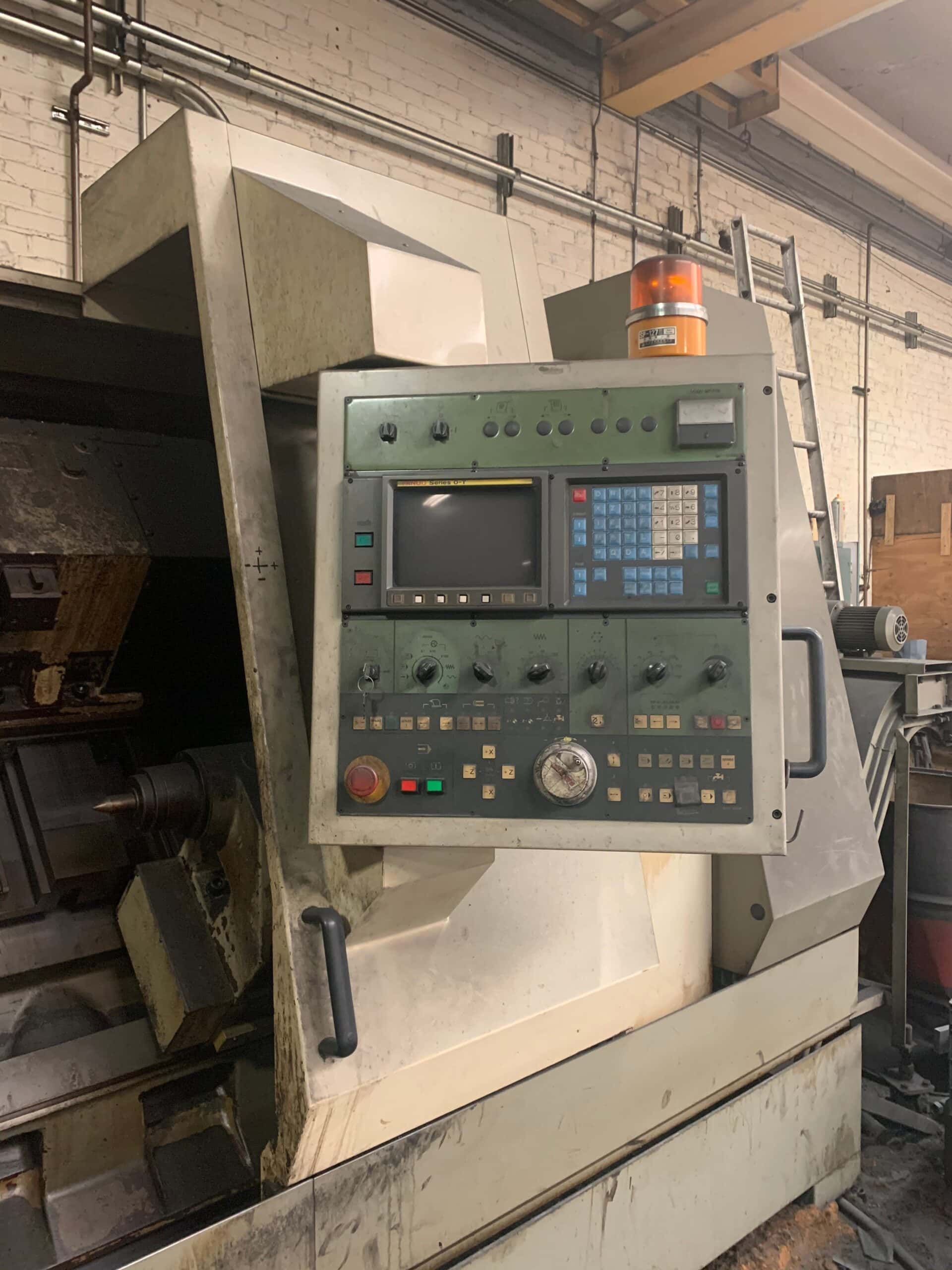 Fortune V-Turn 36 HORIZONTAL CNC LATHE, 1999 - Image 3