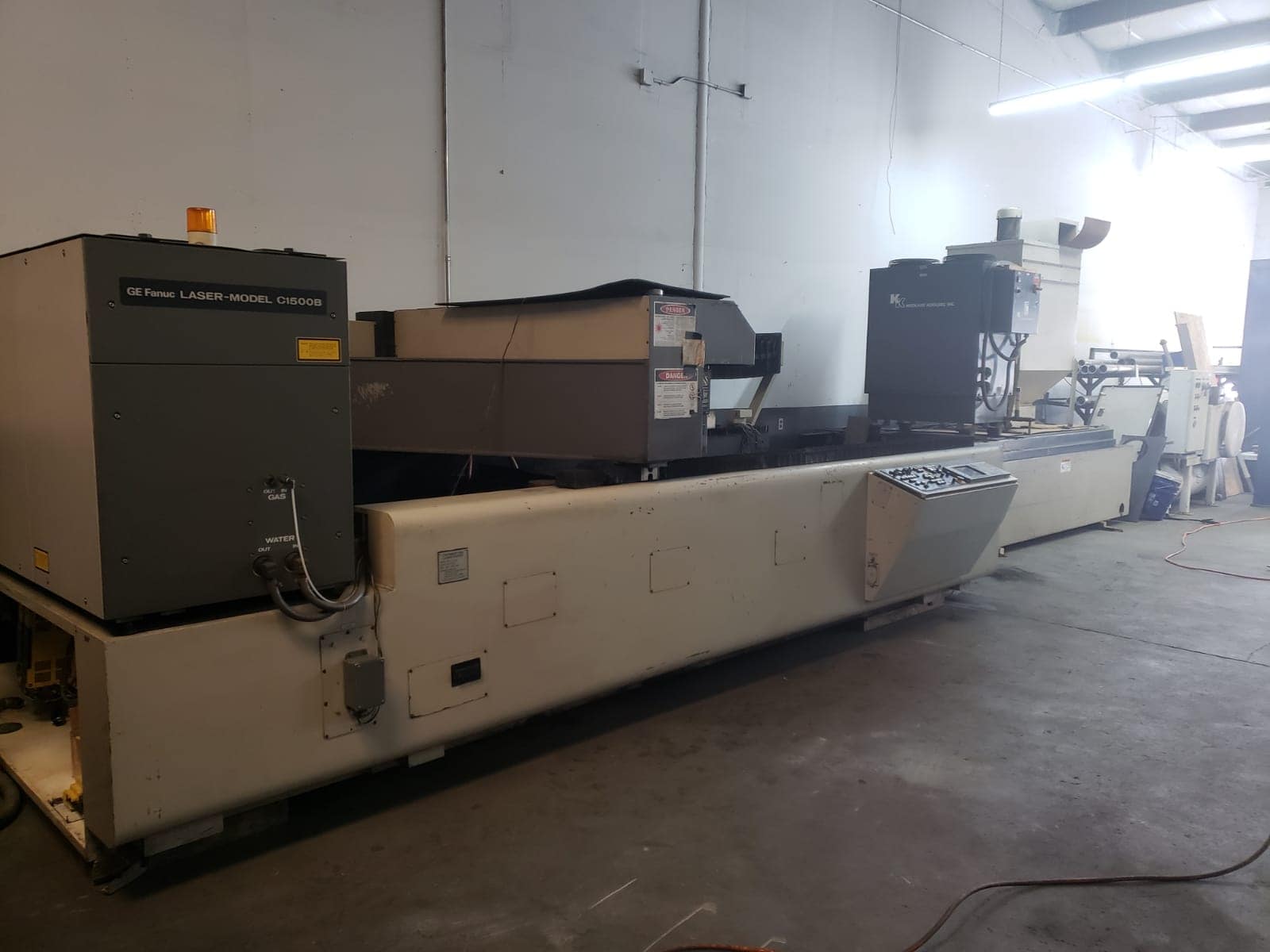 1500 Watt Cincinnati CL-6 CO2 Laser, 1996- 4'X8' Table - Image 2