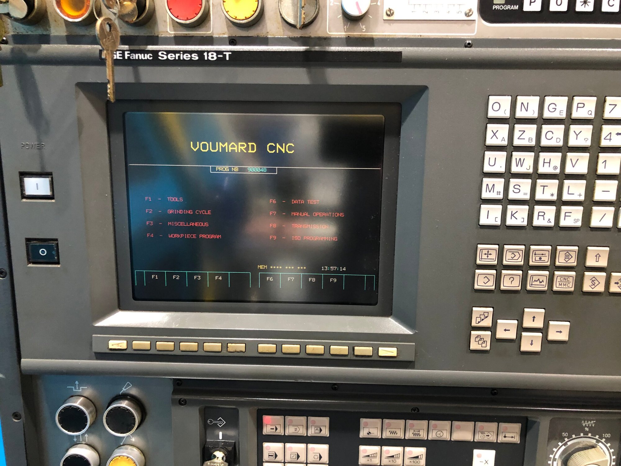 Voumard 110 CNC Grinder, 2004 - Automatic Wheel Dressing, Fanuc Control - Image 6