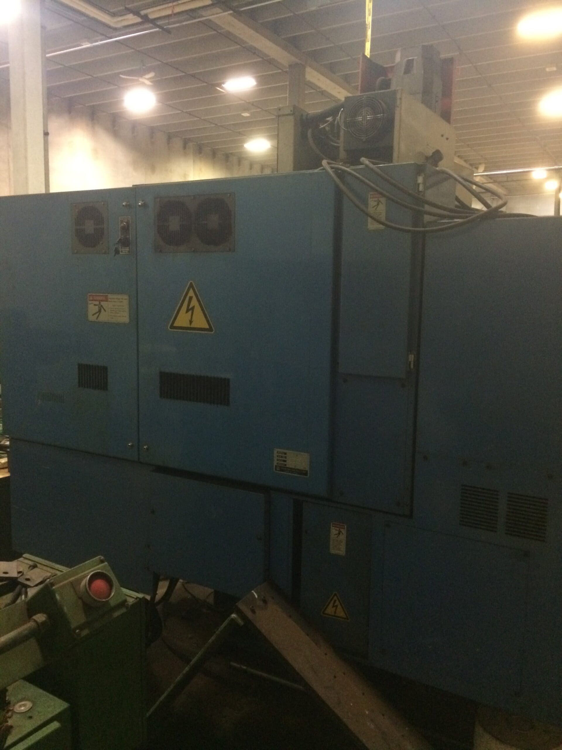 Mazak AJV-18N VMC, 1990 - Tooling included! - Image 6