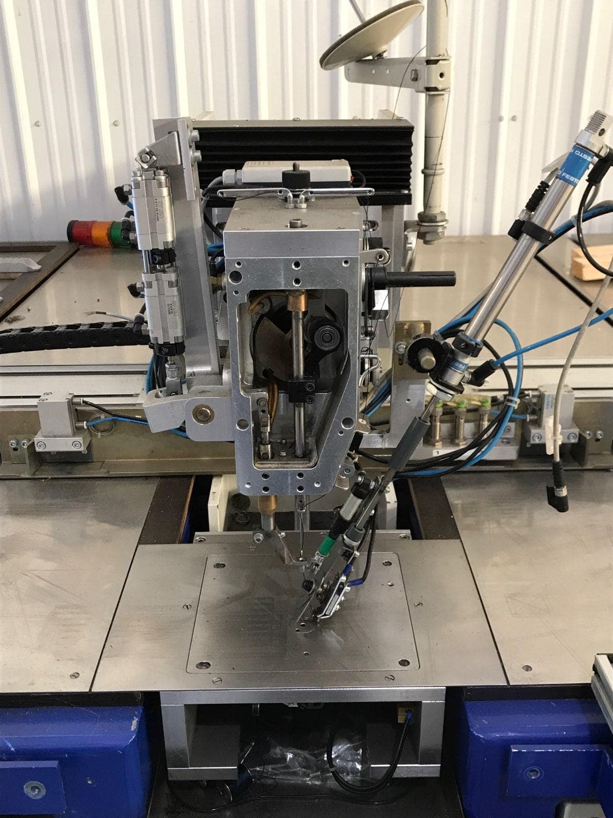 KSL KL-102 CNC Sewing Machine, 2007 - Image 3