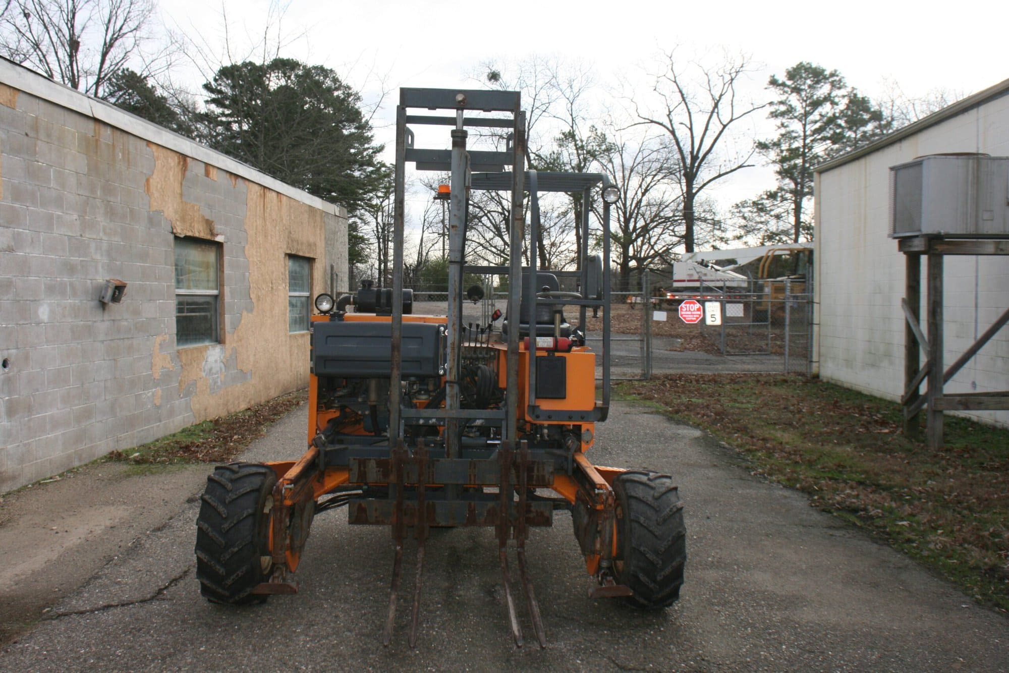 5,000 LB Capacity Moffett M5000 Diesel Forklift, 1999 - 1650 Hours - Image 3