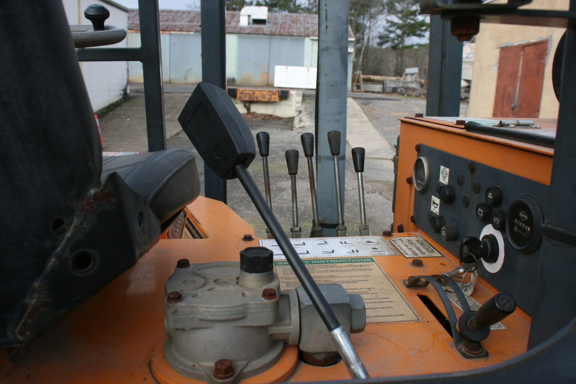 5,000 LB Capacity Moffett M5000 Diesel Forklift, 1999 - 1650 Hours - Image 5