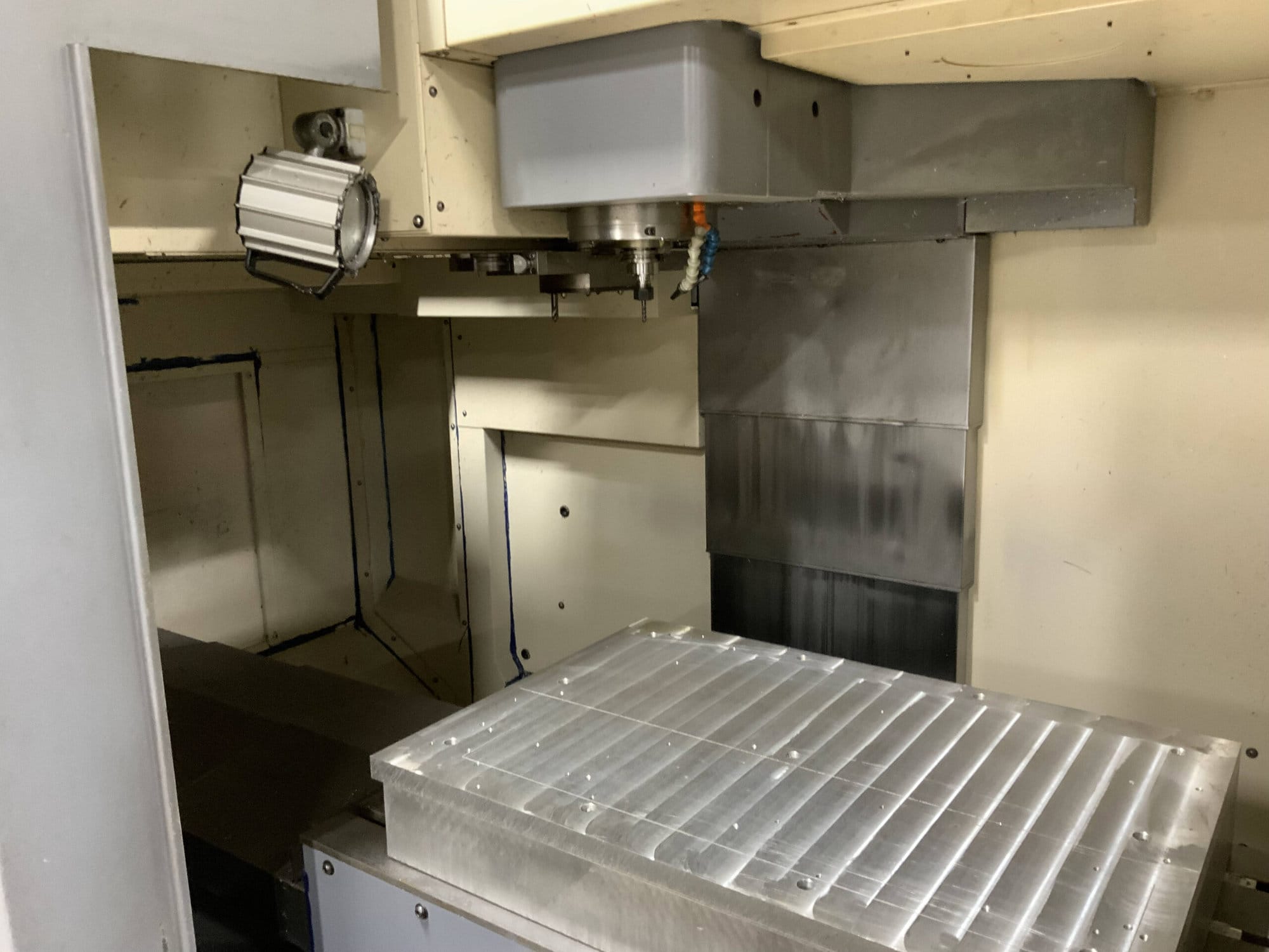 Mazak Nexus VCN-510C VMC, 2002 - 12,000RPM, Thru Spindle Coolant, Rigid Tapping, Tool Touch Probe - Image 4
