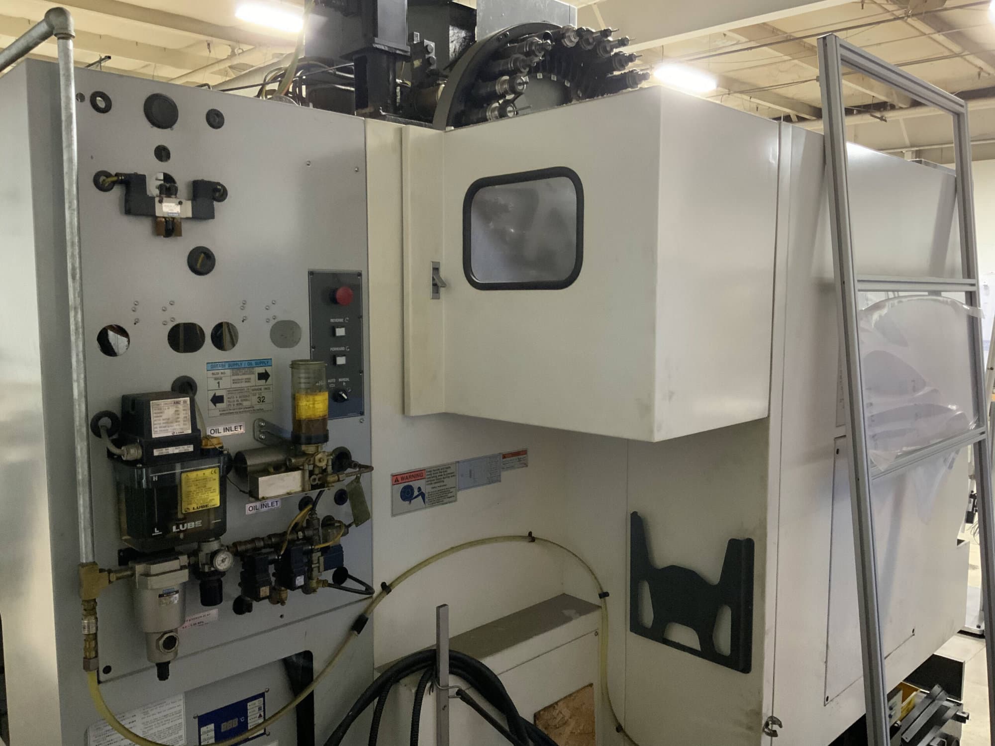 Mazak Nexus VCN-510C VMC, 2002 - 12,000RPM, Thru Spindle Coolant, Rigid Tapping, Tool Touch Probe - Image 7