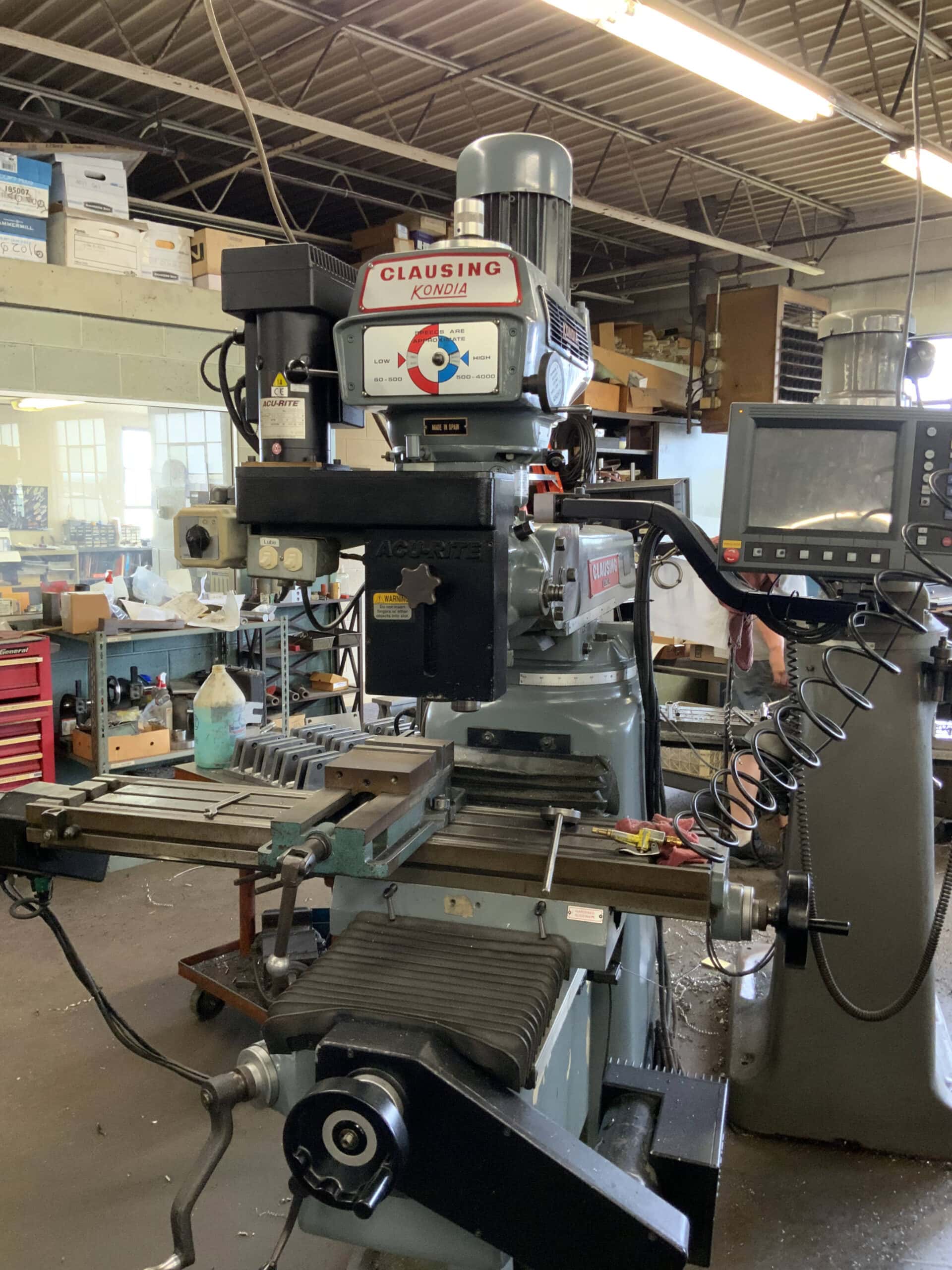 Clausing Kondia Knee Mill FV148CNCAR305, 2001 - Accurite Control - Image 2