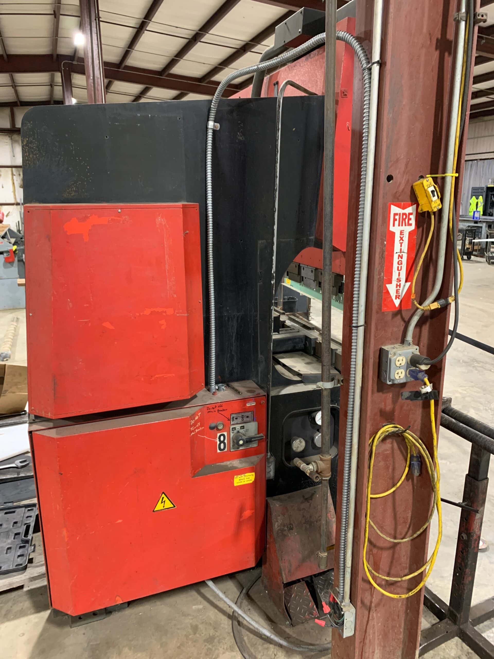 138 Ton x 10' Amada FBD-1253E CNC Press Brake, 1989 - Image 6