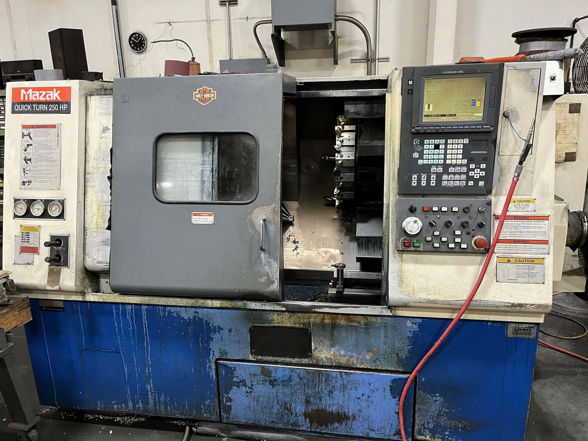 Mazak QT-250-HP Univ CNC Lathe, 2001 - Tailstock, Video, Pre-Removal Pricing