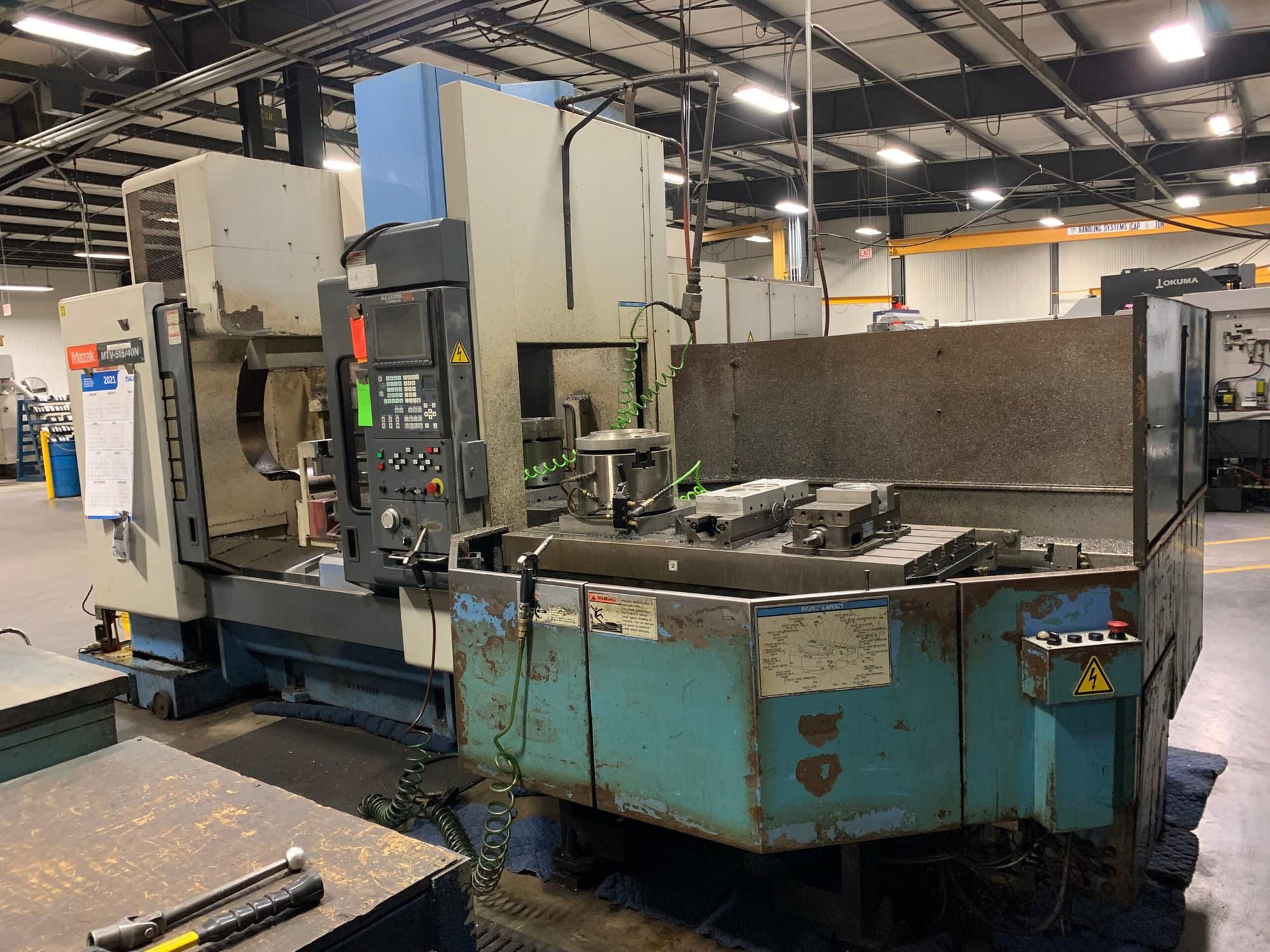 Mazak MTV 515/40N VMC, 1998 - 60 ATC, Chip Conveyor