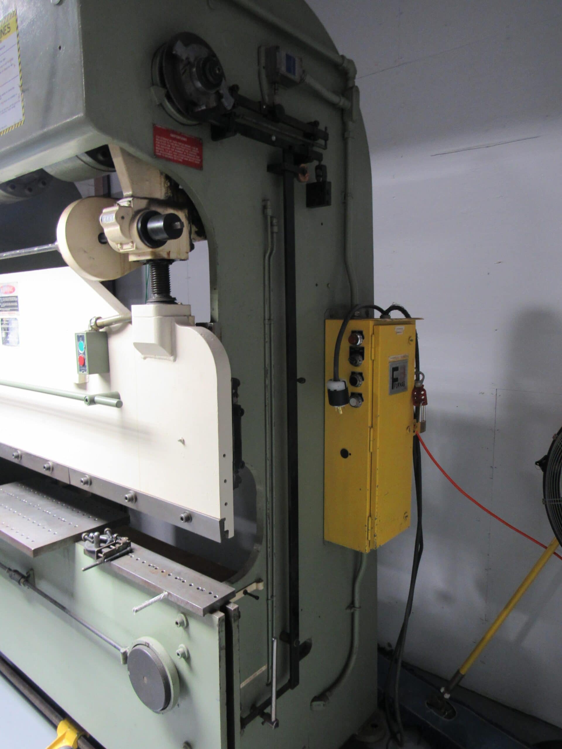 35 Ton x 6' DiAcro 14-72 Press Brake, 1974 - Image 5