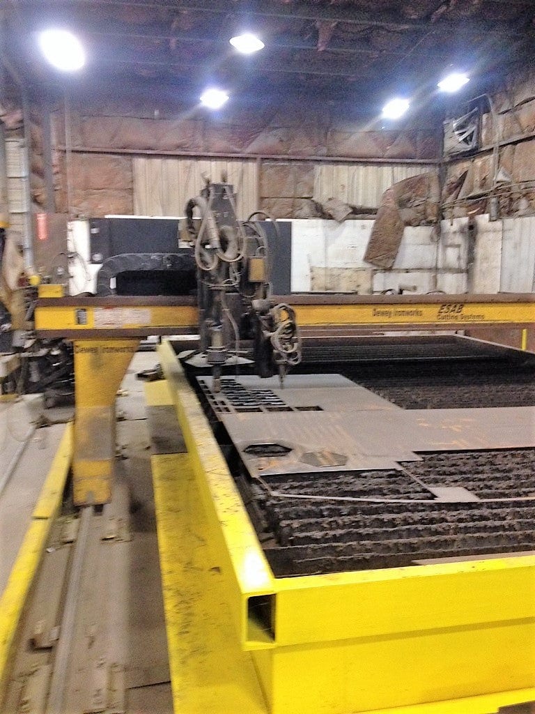 10.5' x 18' Esab Avenger 1 CM-300-12 CNC Plasma Table, 1994- 600 Amp, Spare Power Supply, Under Power - Image 4