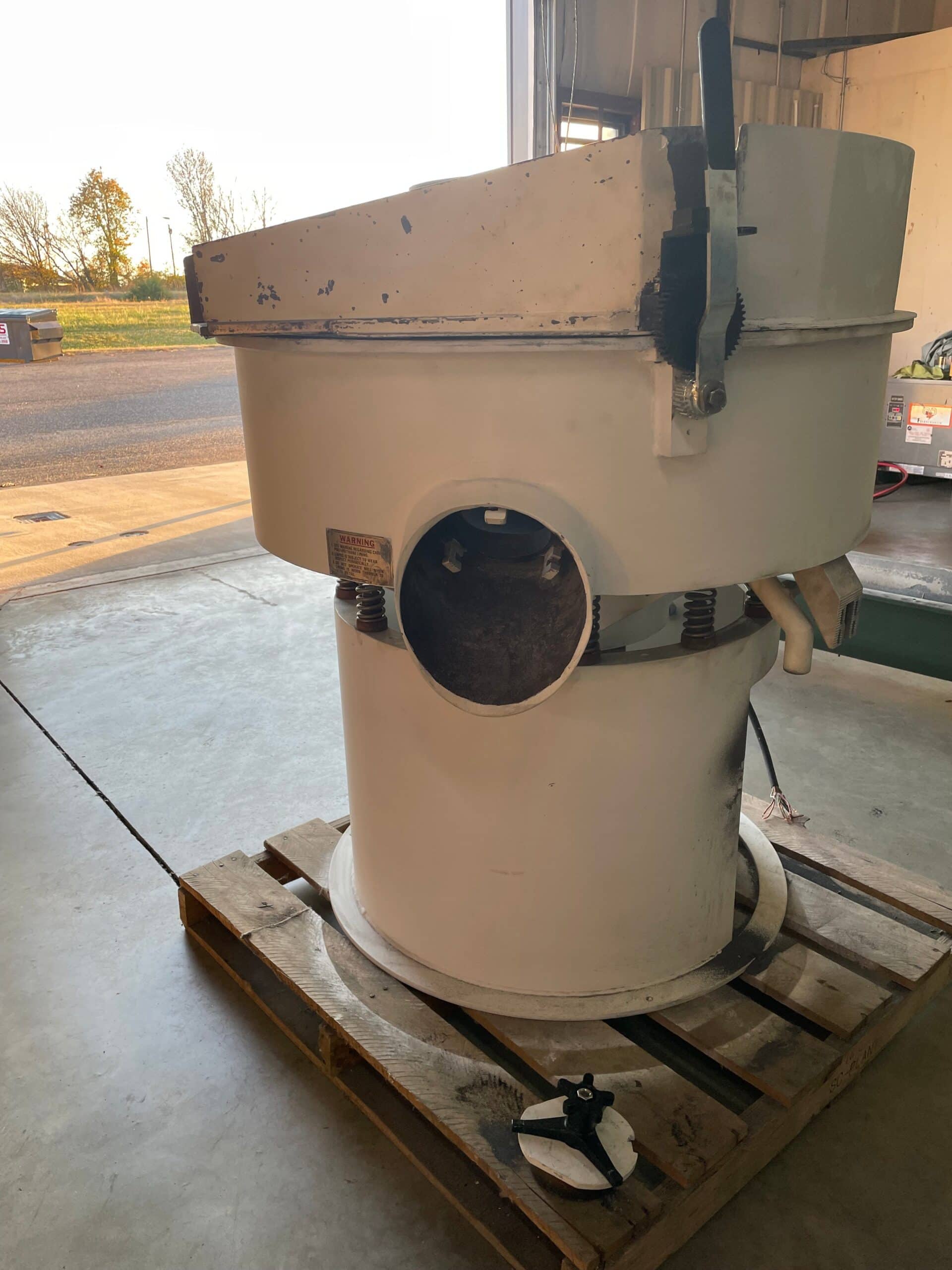 Sweco FMD-4LR Vibro-Energy Finishing Mill - Image 2