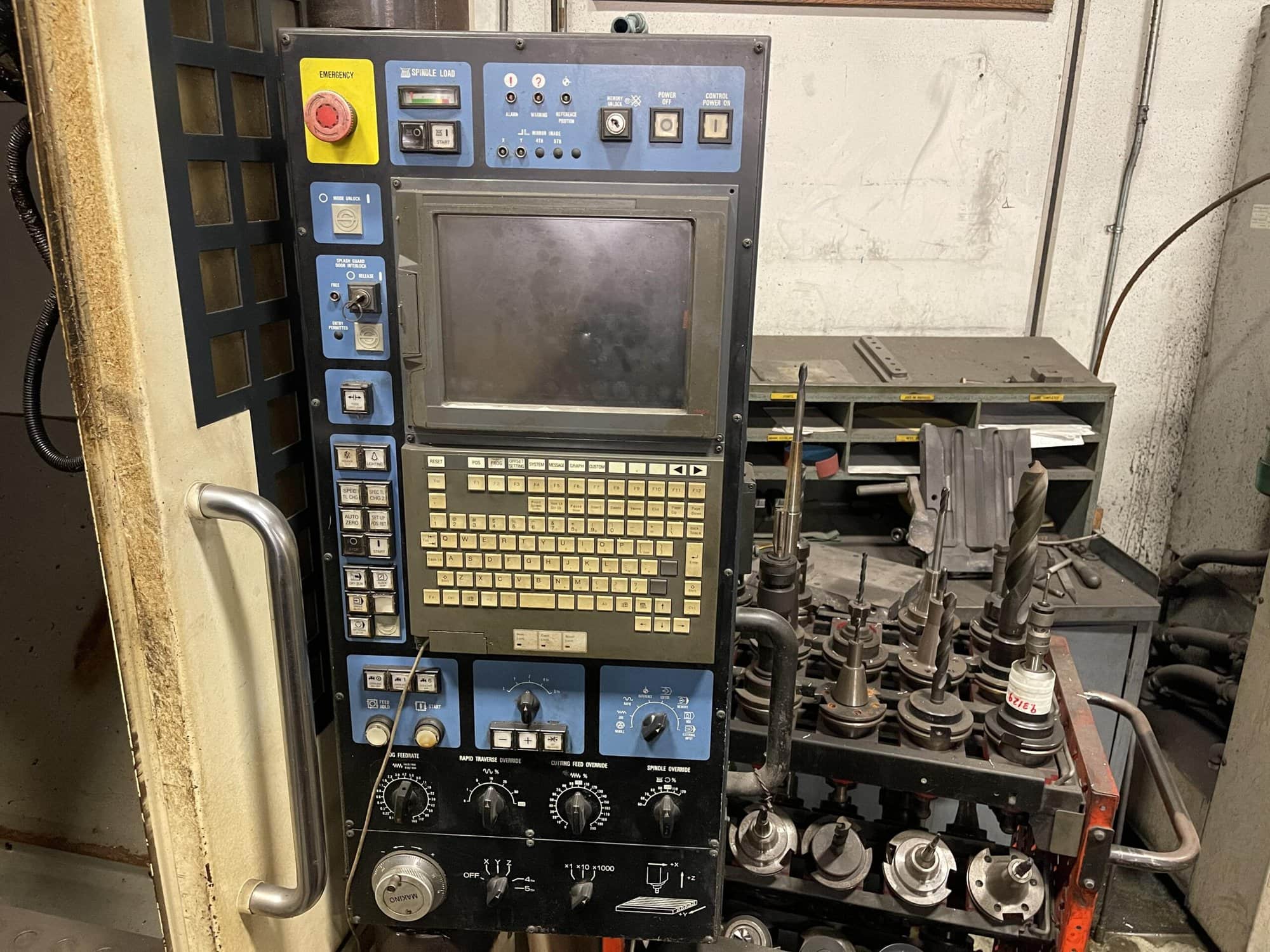 Makino V77-50T CNC Vertical Machining Center Mill, 2002 - Not Running - Image 2