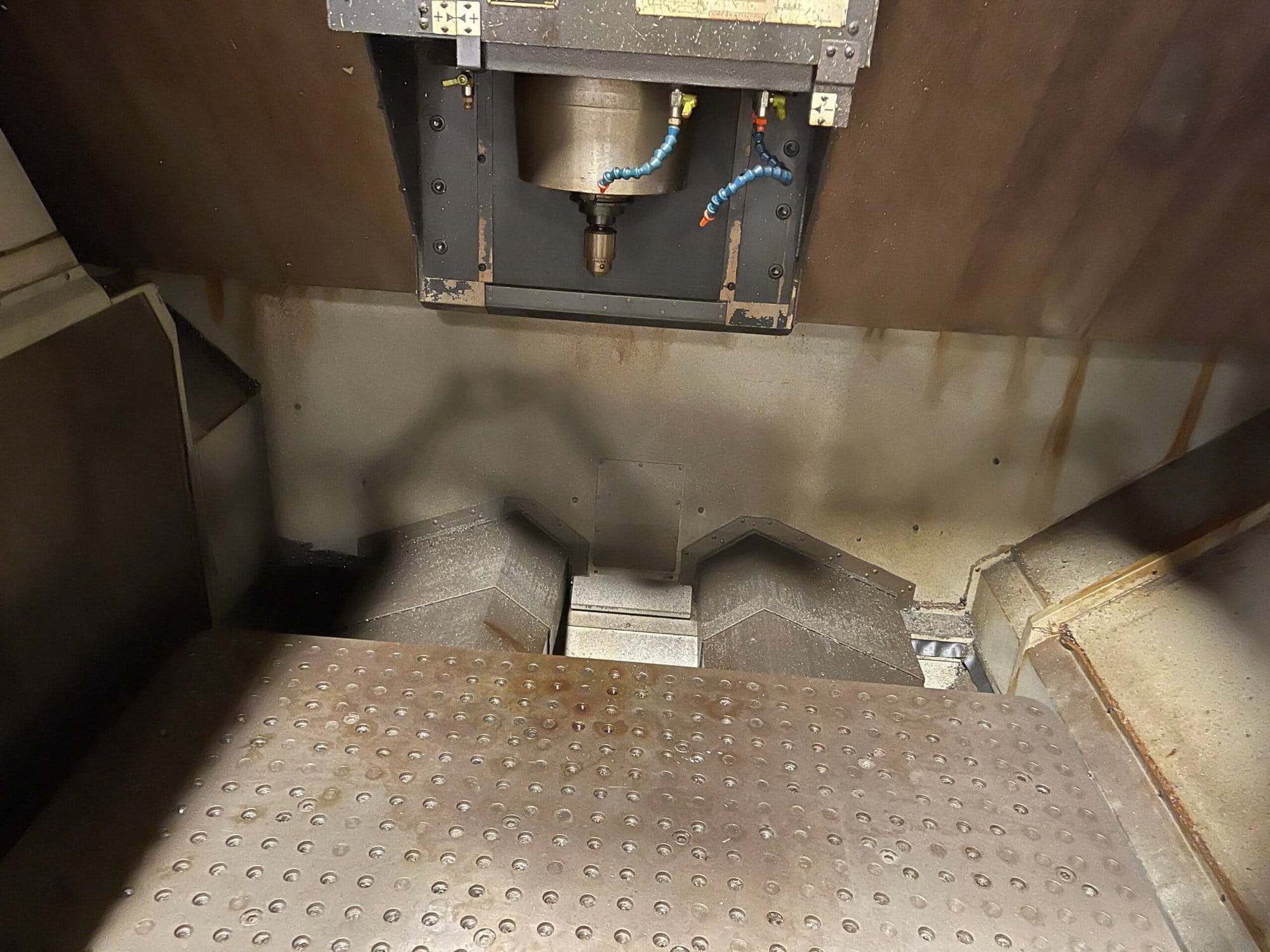 Makino V77-50T CNC Vertical Machining Center Mill, 2002 - Not Running - Image 10