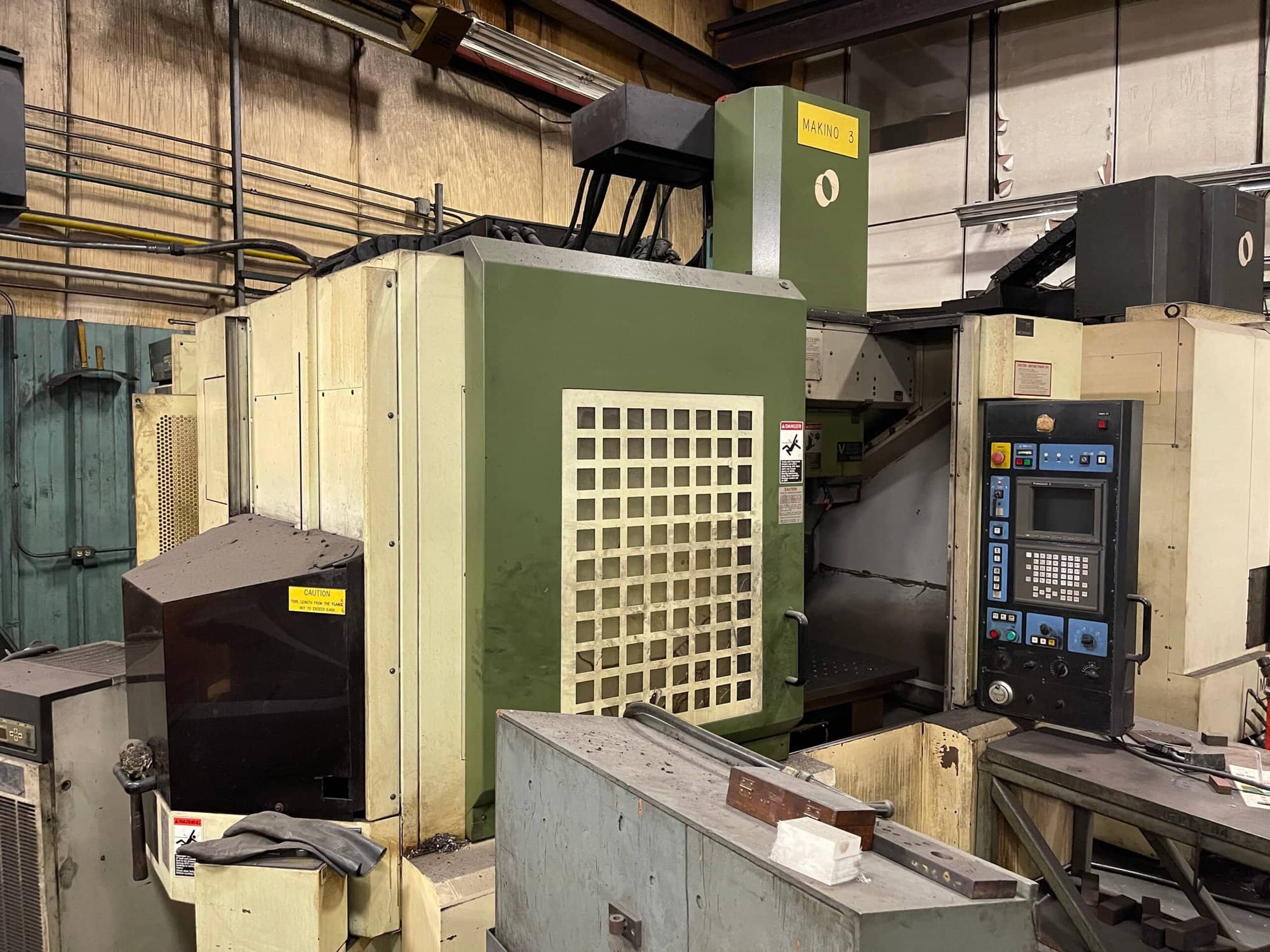 Makino V55-A25 CNC VMC, 1998 - Image 3