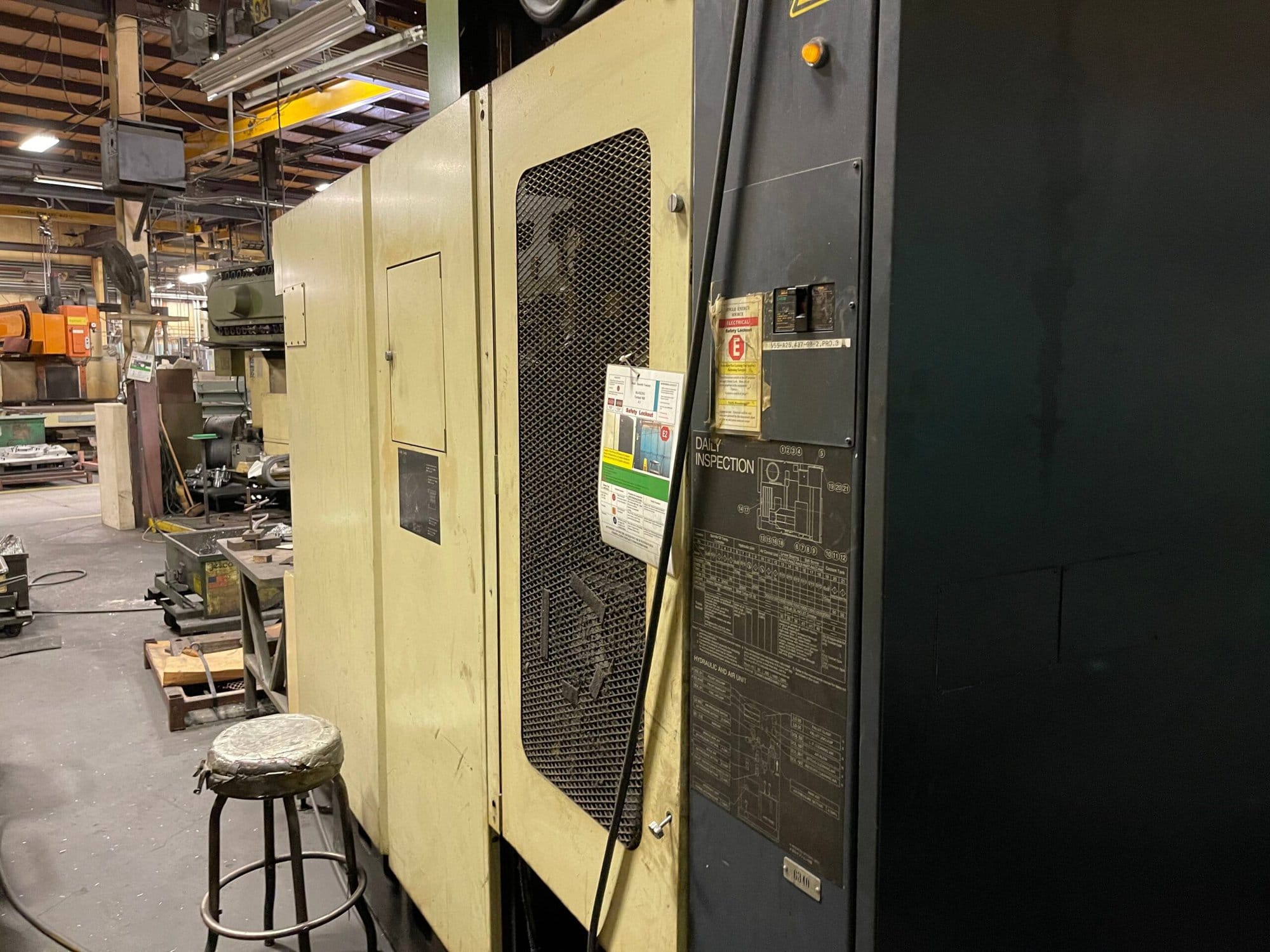 Makino V55-A25 CNC VMC, 1998 - Image 5