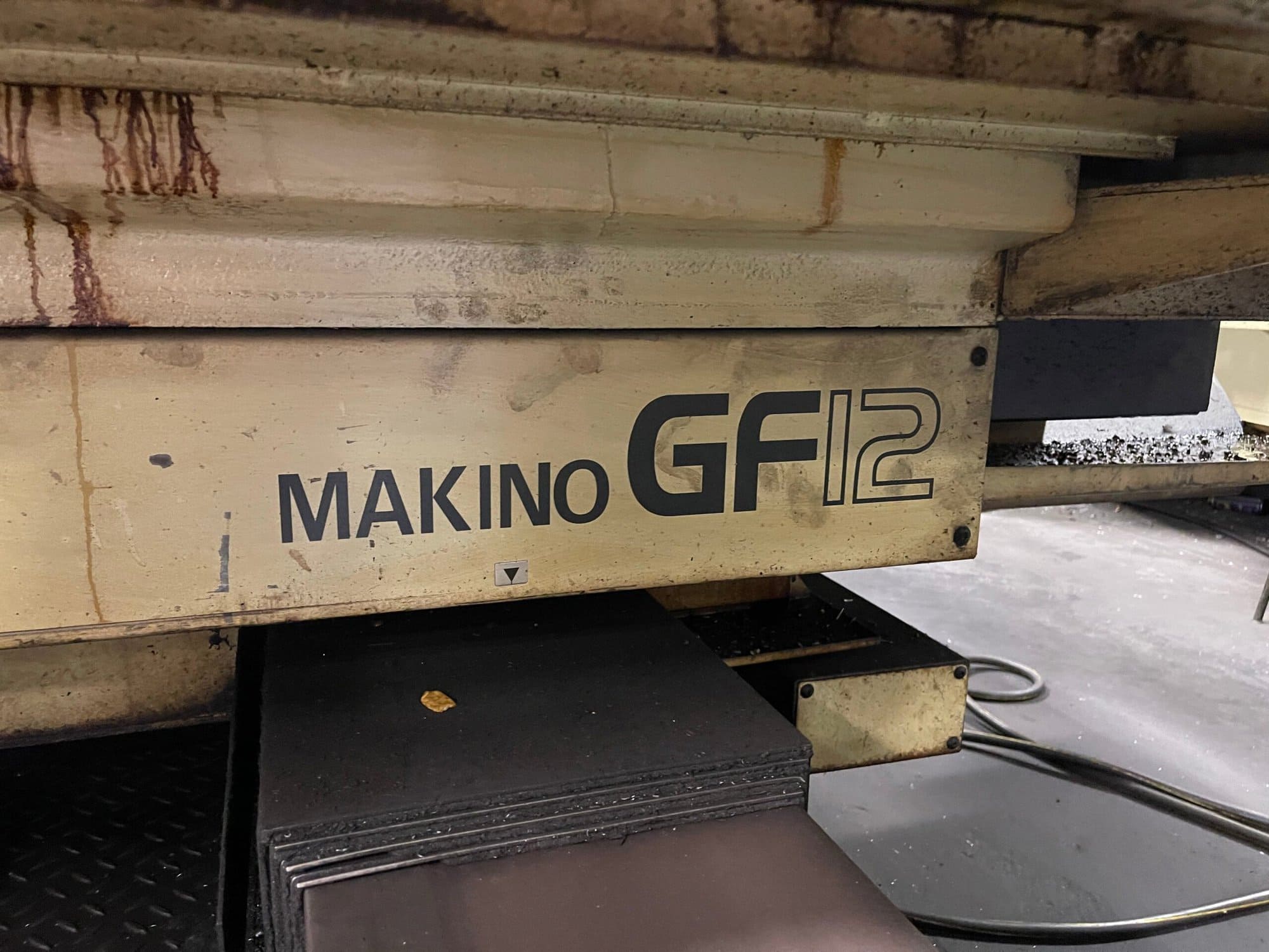 Makino GF12/20 CNC VMC, 1999 - Image 11