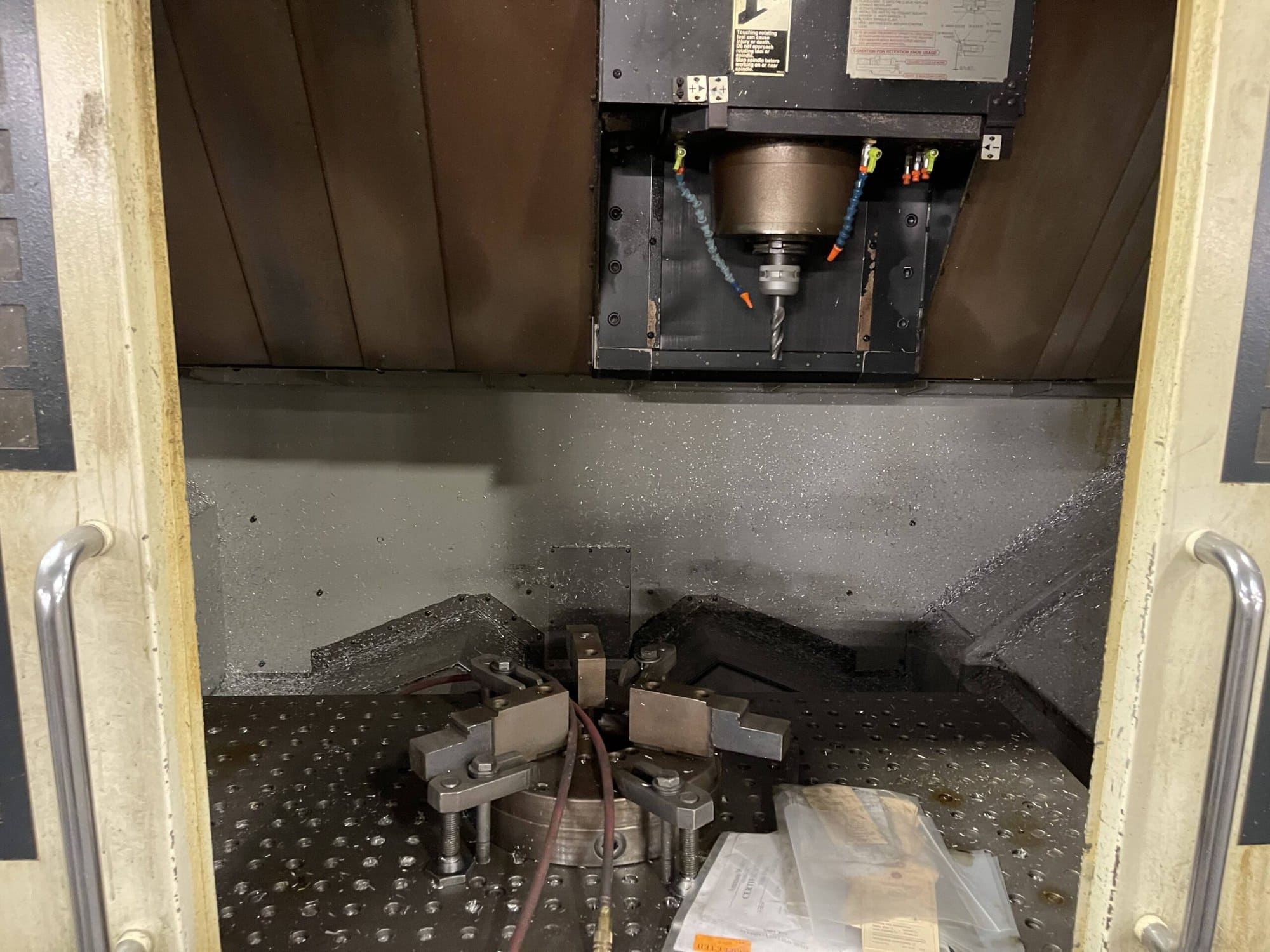 Makino V77-50T VMC, 2002 - Image 3
