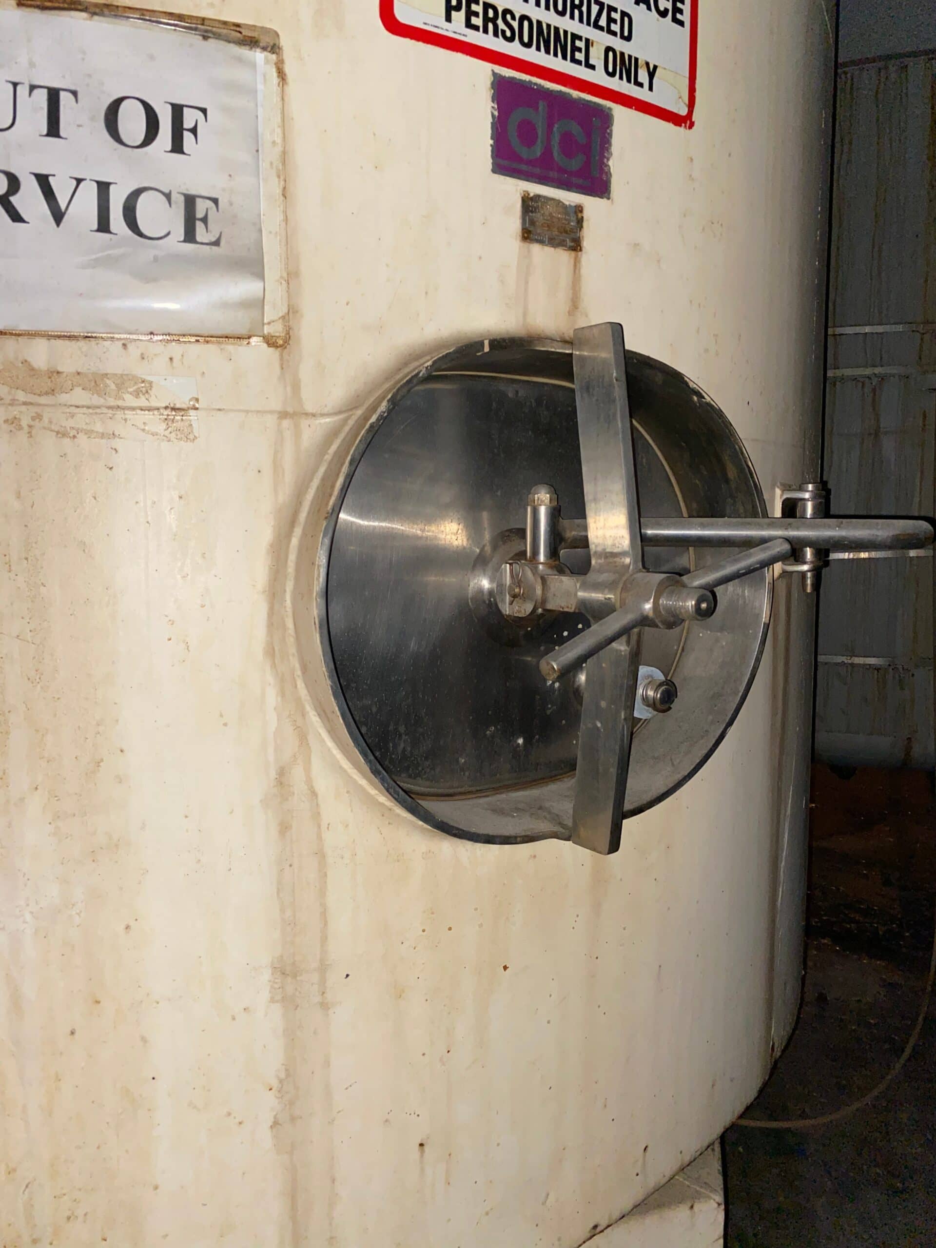 2500 Gallon Insulated Stainless Steel Tank, Measures 7'-6" diameter x 8'- 6" straight side height. - Image 6