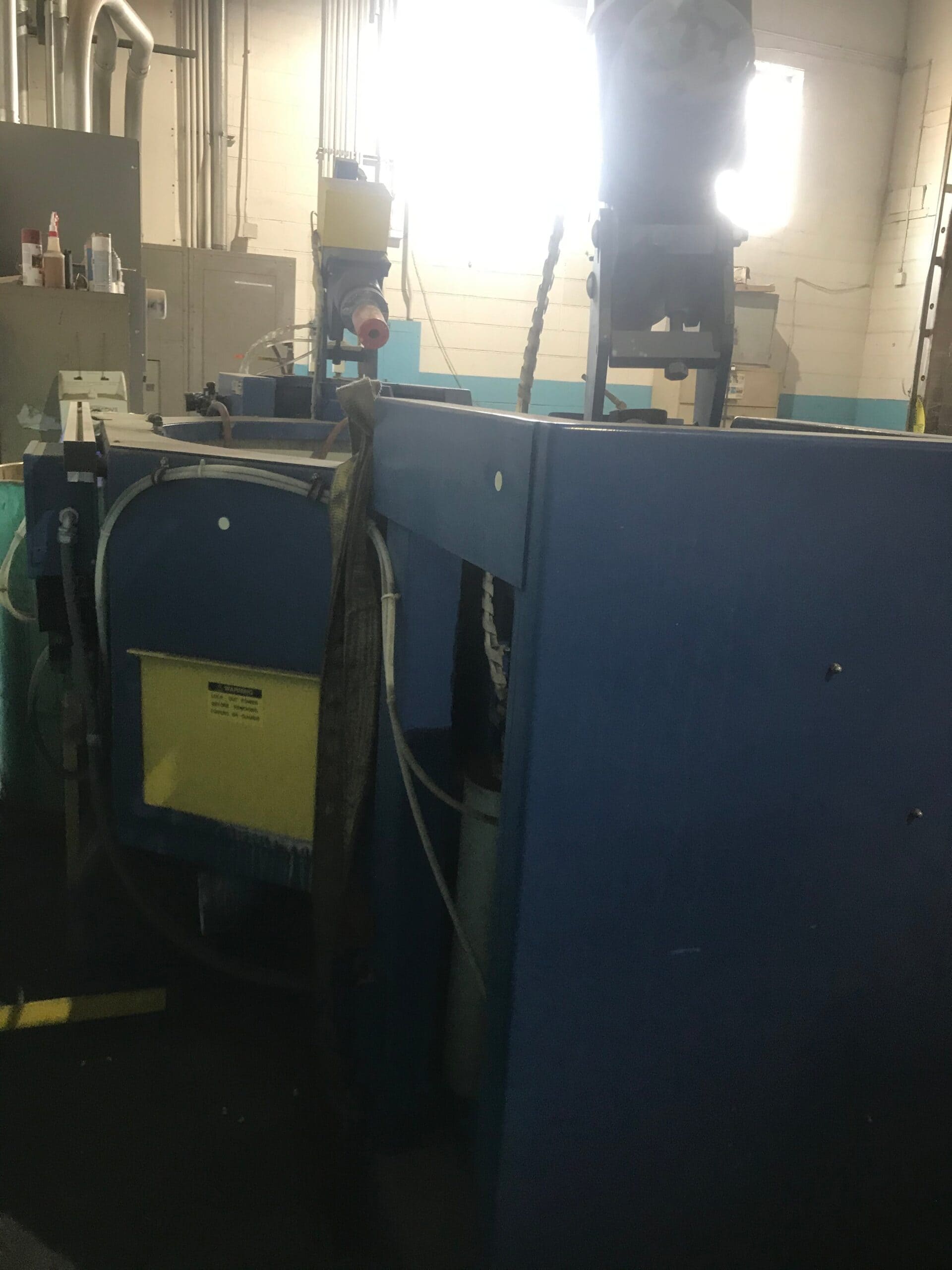 ALMCO 2SF-48 Finishing Machine, 2005 - Dual Spindle Deburring Station - Image 4