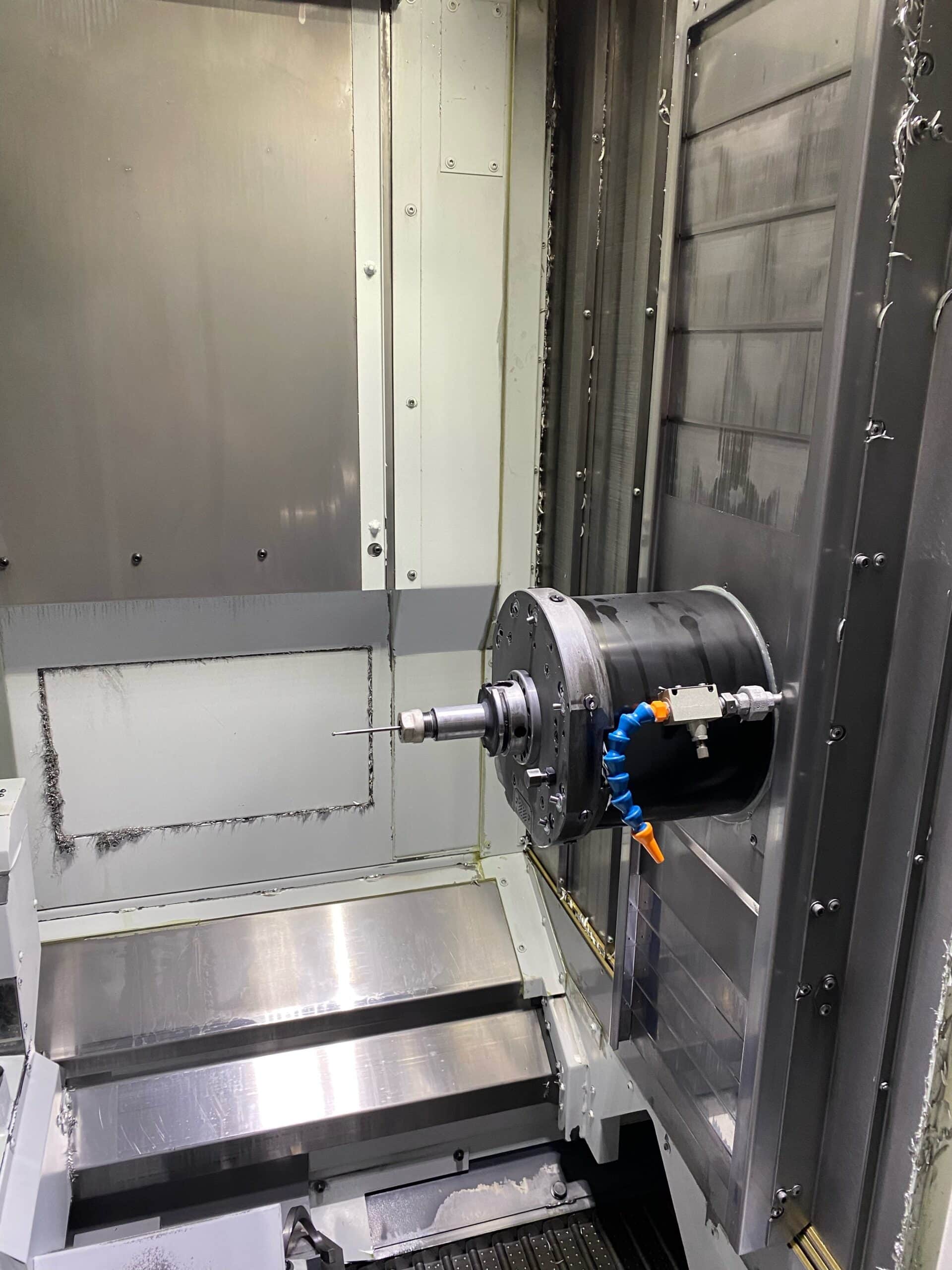 Okuma MB4000H 400mm HMC, 2019 - Low Hours, Probing, Tombstone & Tooling, Under Power - Image 3
