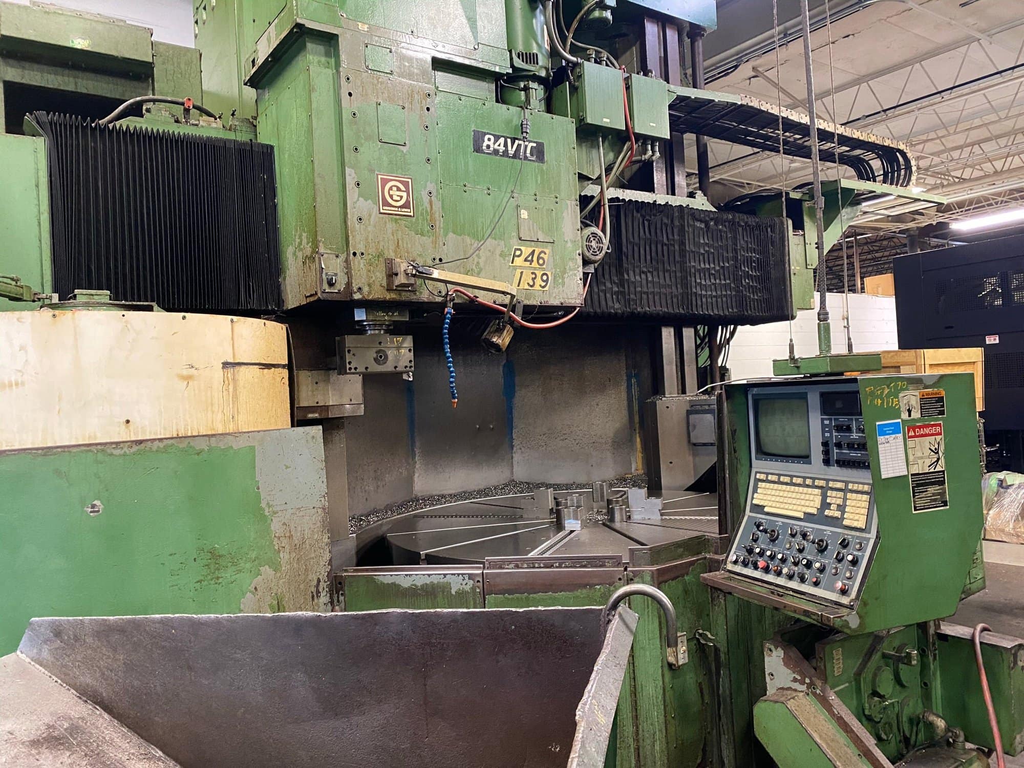 Giddings and Lewis (G & L) 84 VTL, 1990 - Live Tooling, 84" Table