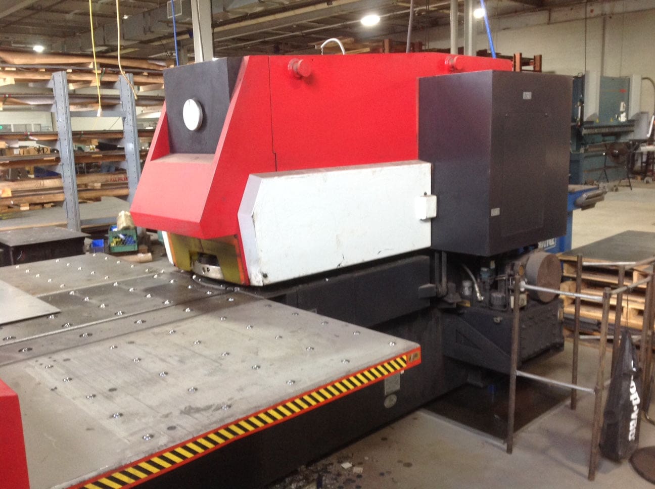 20 Ton Amada Aries 245 CNC Turret Punch, 1996 - Thin Turret, Tooling Included - Image 3