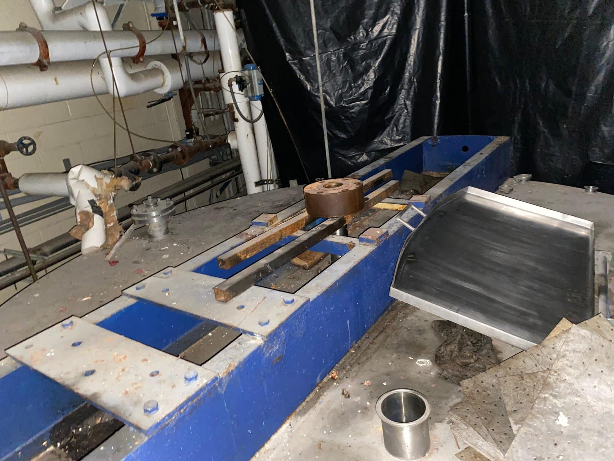 6500 Gallon Jacketed & Insulated Stainless Steel Tank, Measures 10'-4" diameter x 10'- 3" Straight side height - Image 8