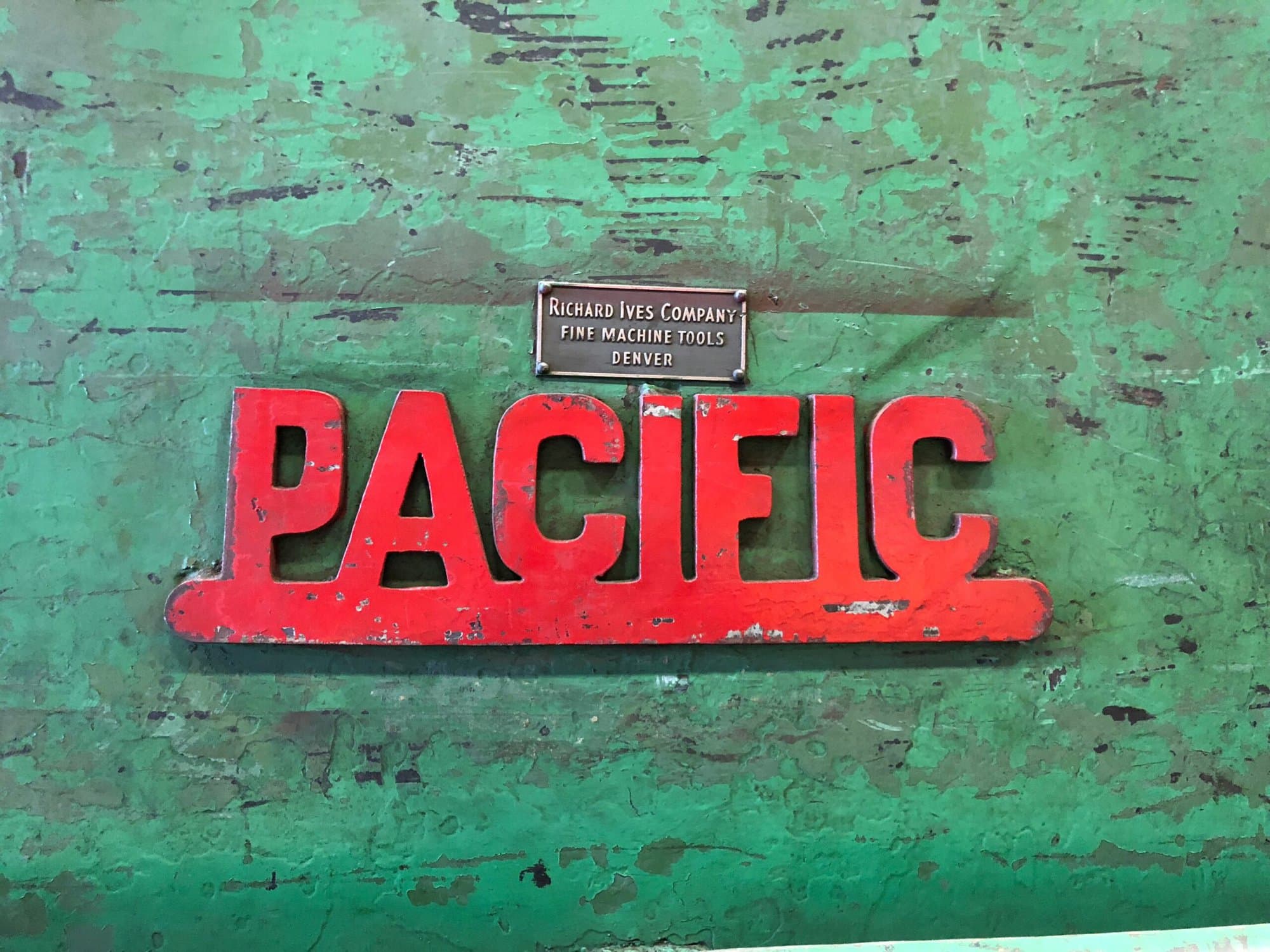 1/4" x 24' Pacific 250S24 Hydraulic Guillotine Shear- Powered Backgauge - Image 4