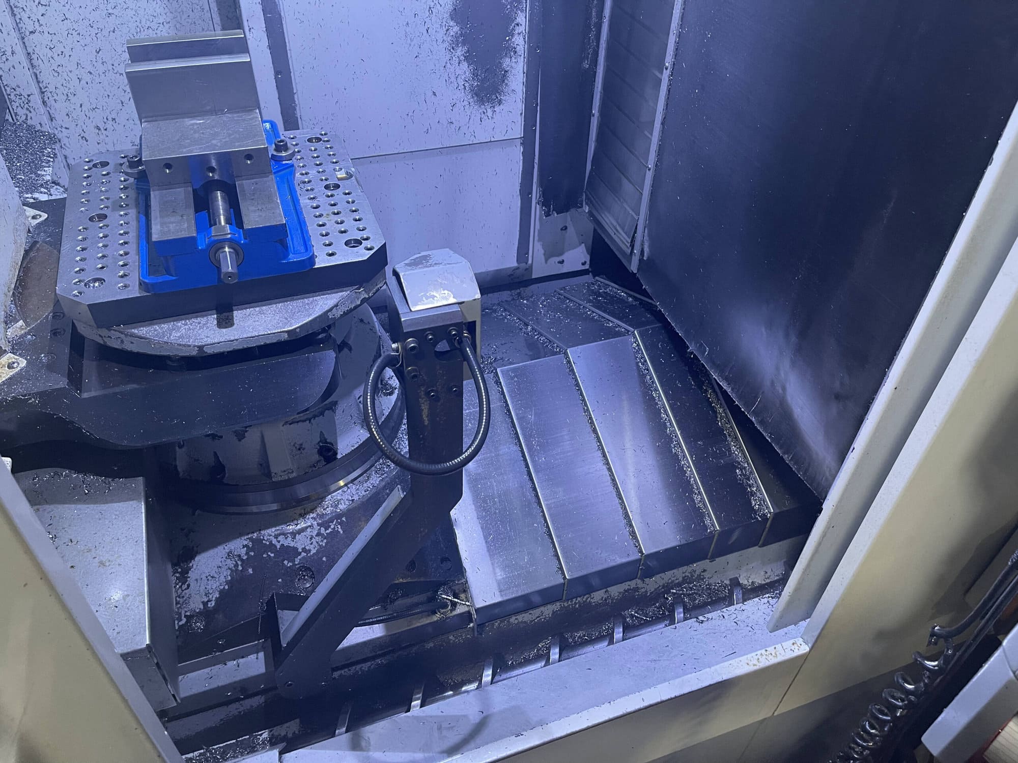 Haas EC-400 HMC, 2004 - 12K RPM Spindle, Full 4th axis - Image 2