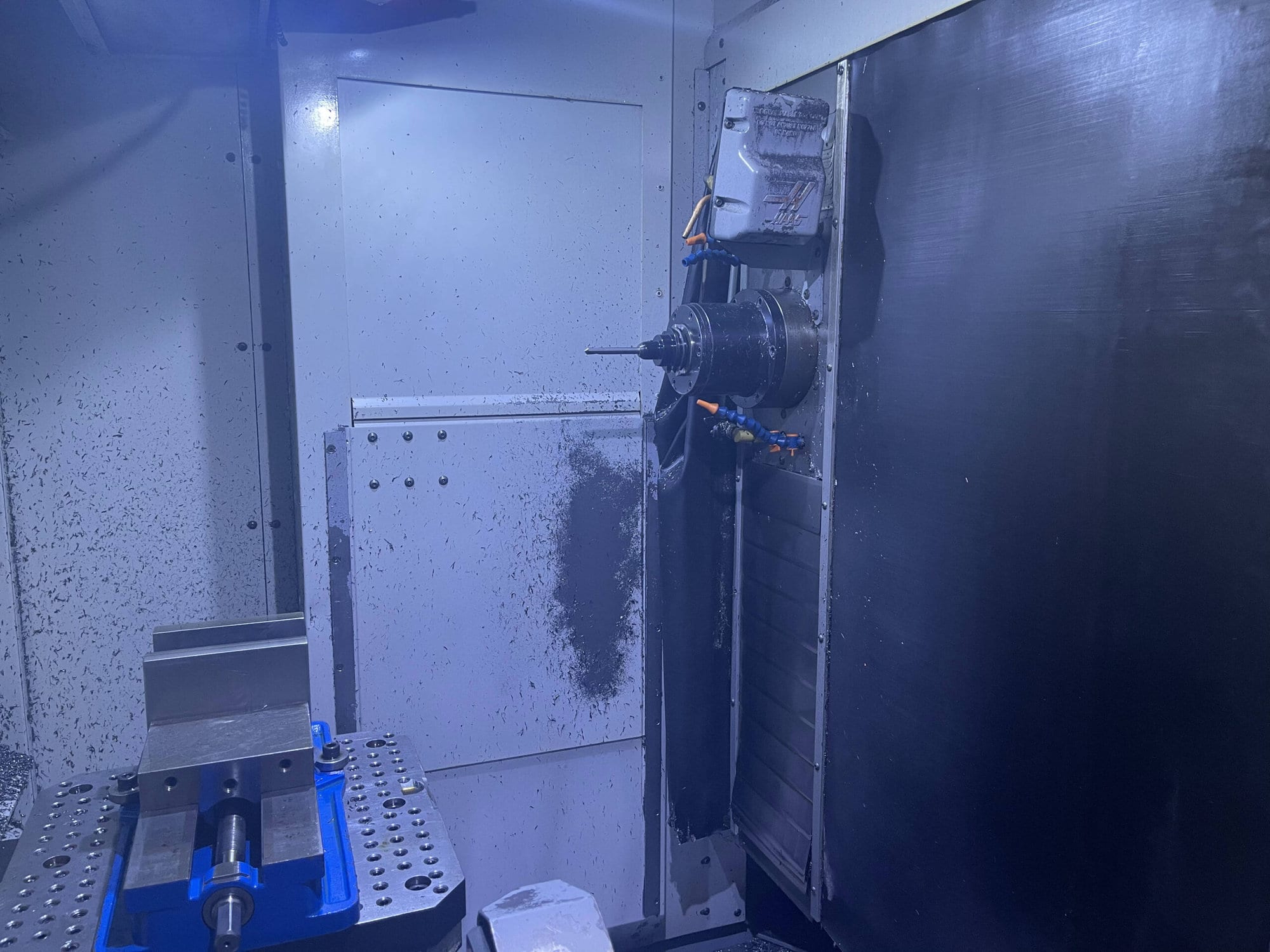 Haas EC-400 HMC, 2004 - 12K RPM Spindle, Full 4th axis - Image 3