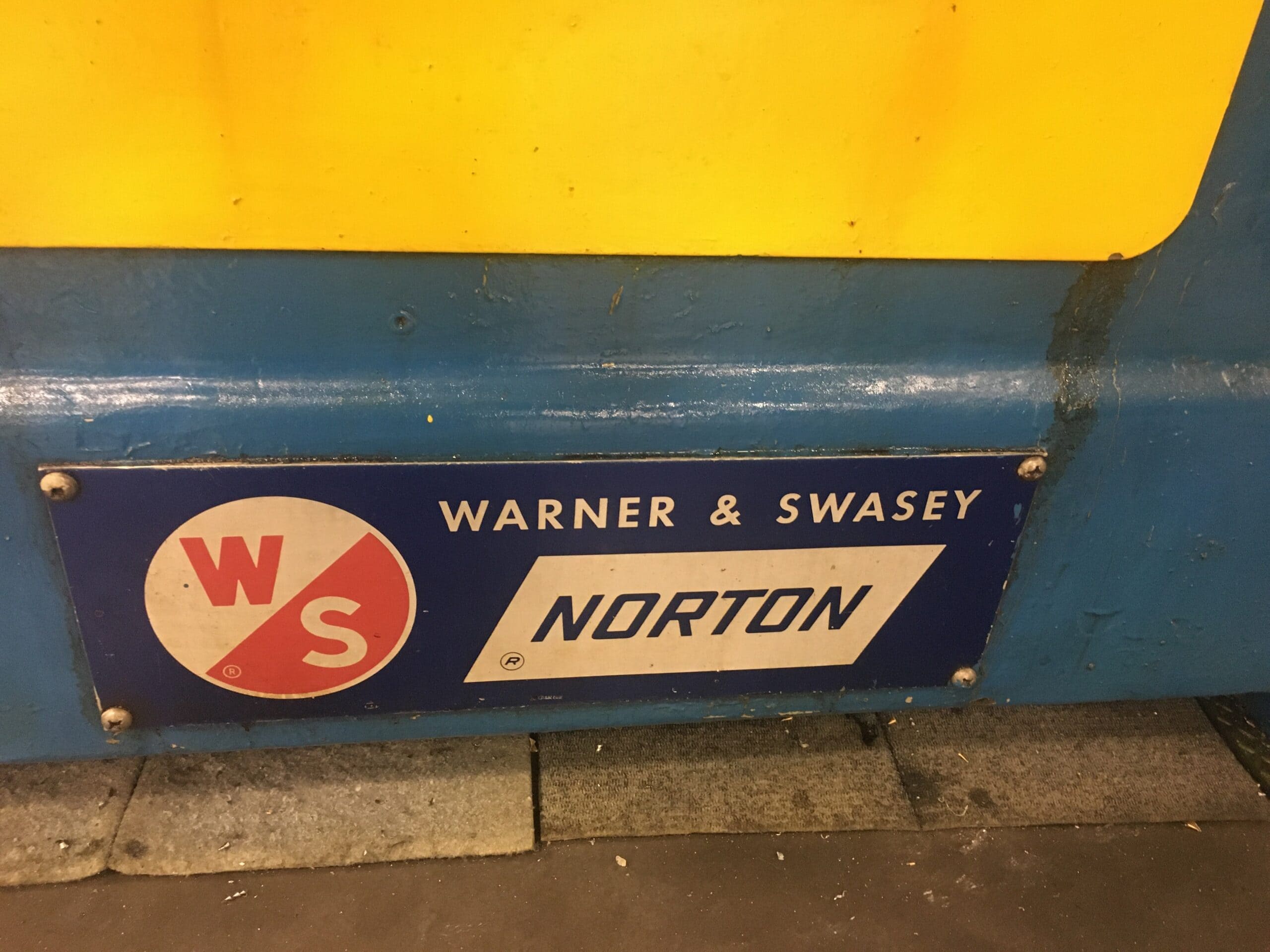 Warner and Swasey Norton 8" x 24" S-3 Surface Grinder - Fluxmaster V Magnet Controller - Image 8