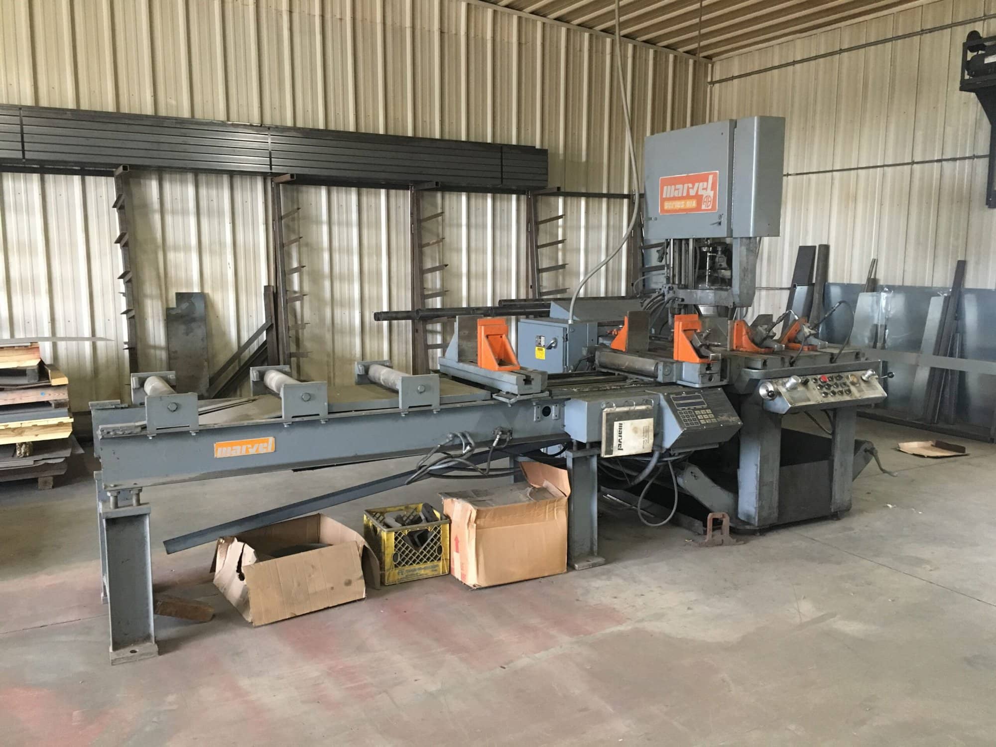 18" X 20" Marvel 81A 10PC Fully Auto/Programmable Vertical Bandsaw